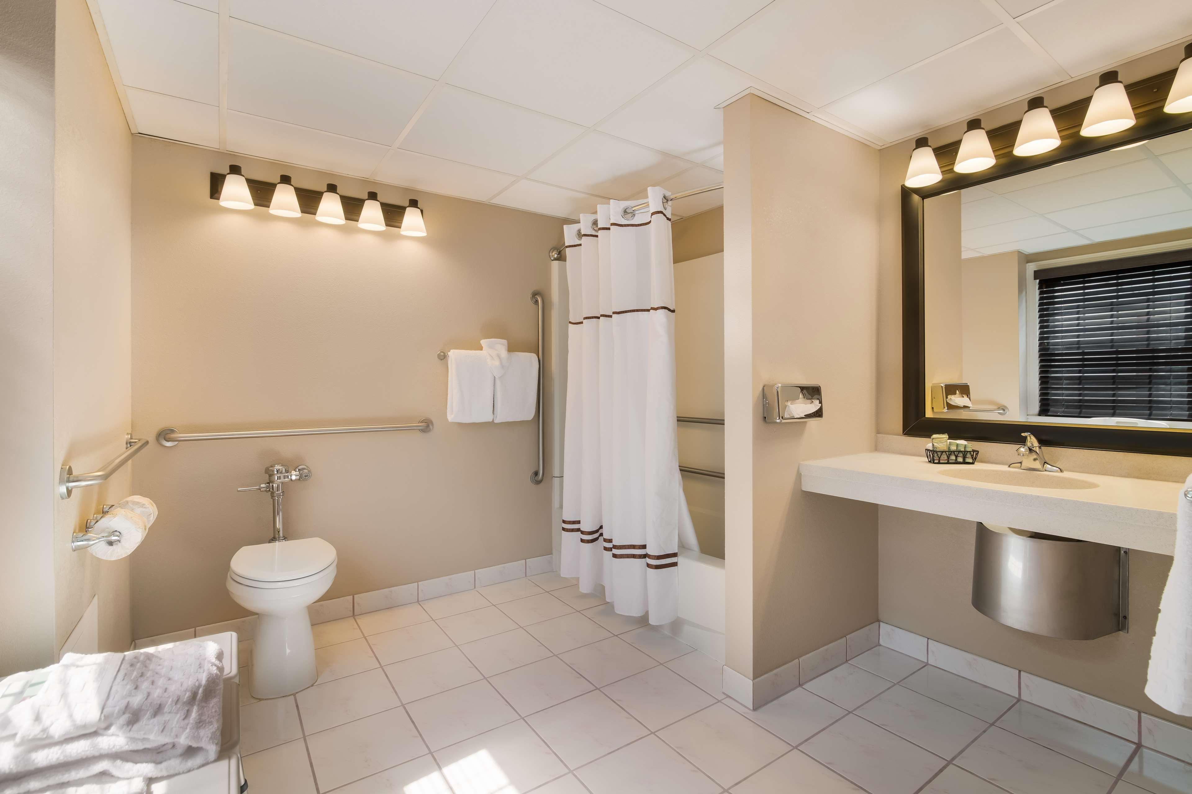 Double Accessible King Size Bed