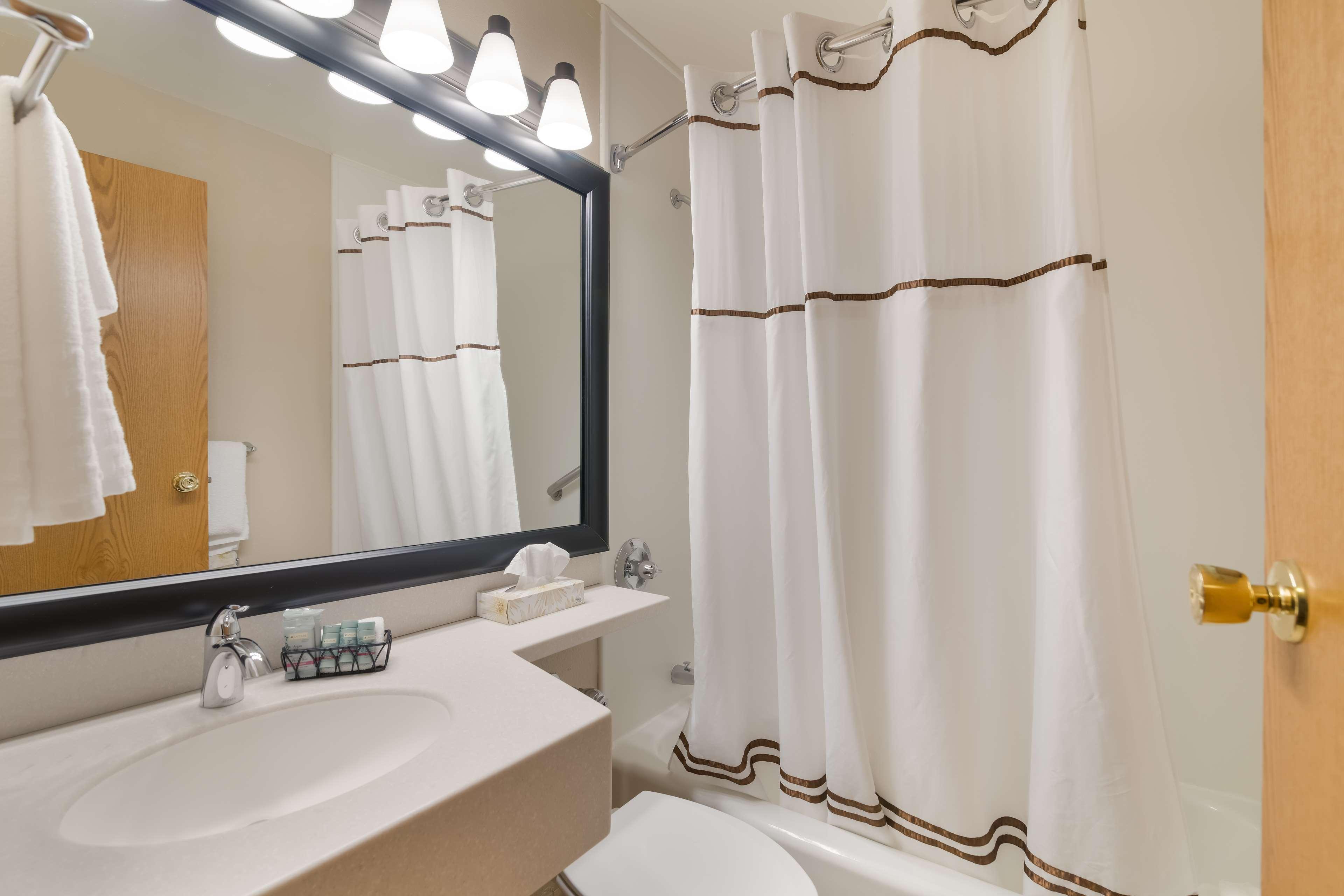 Quadruple Two Double Beds