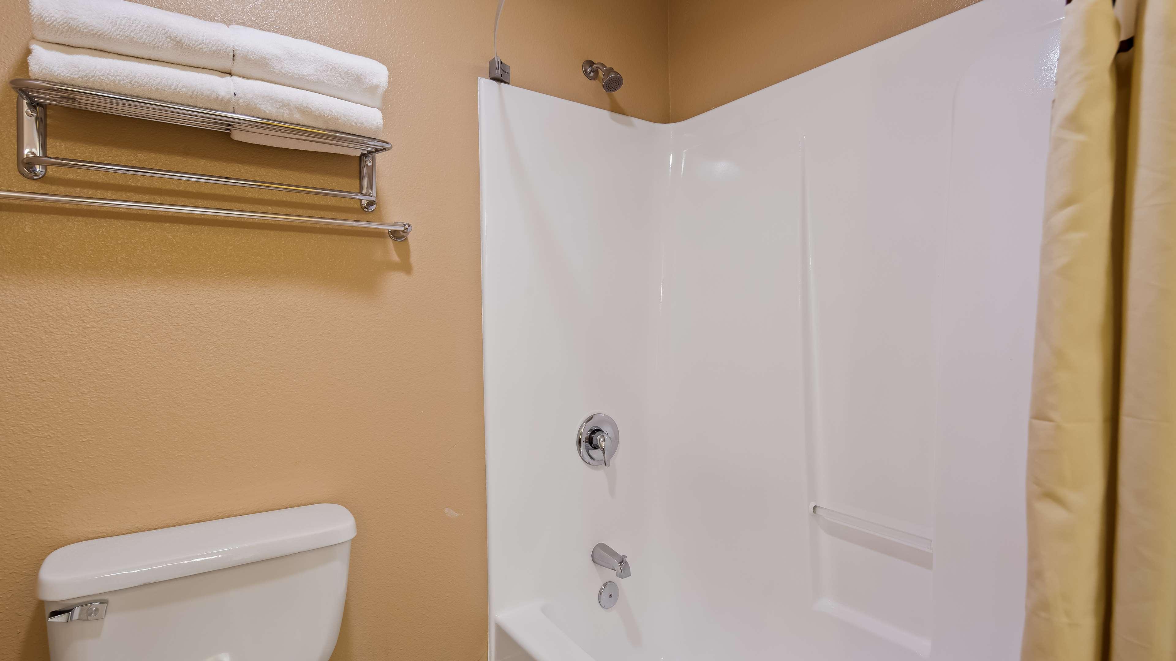 Suite Two Double Beds Non Smoking