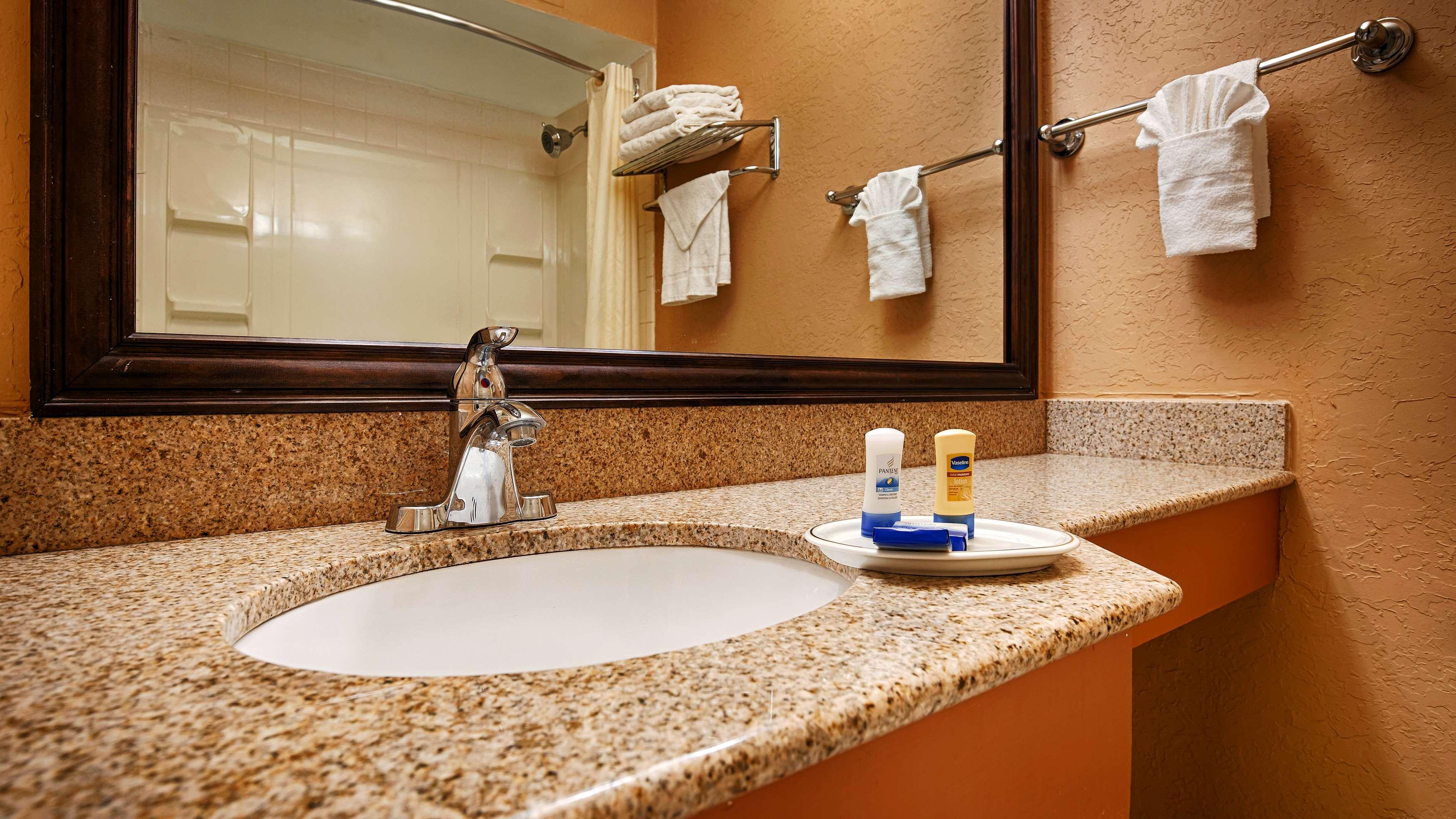 Room King Bed Non Smoking