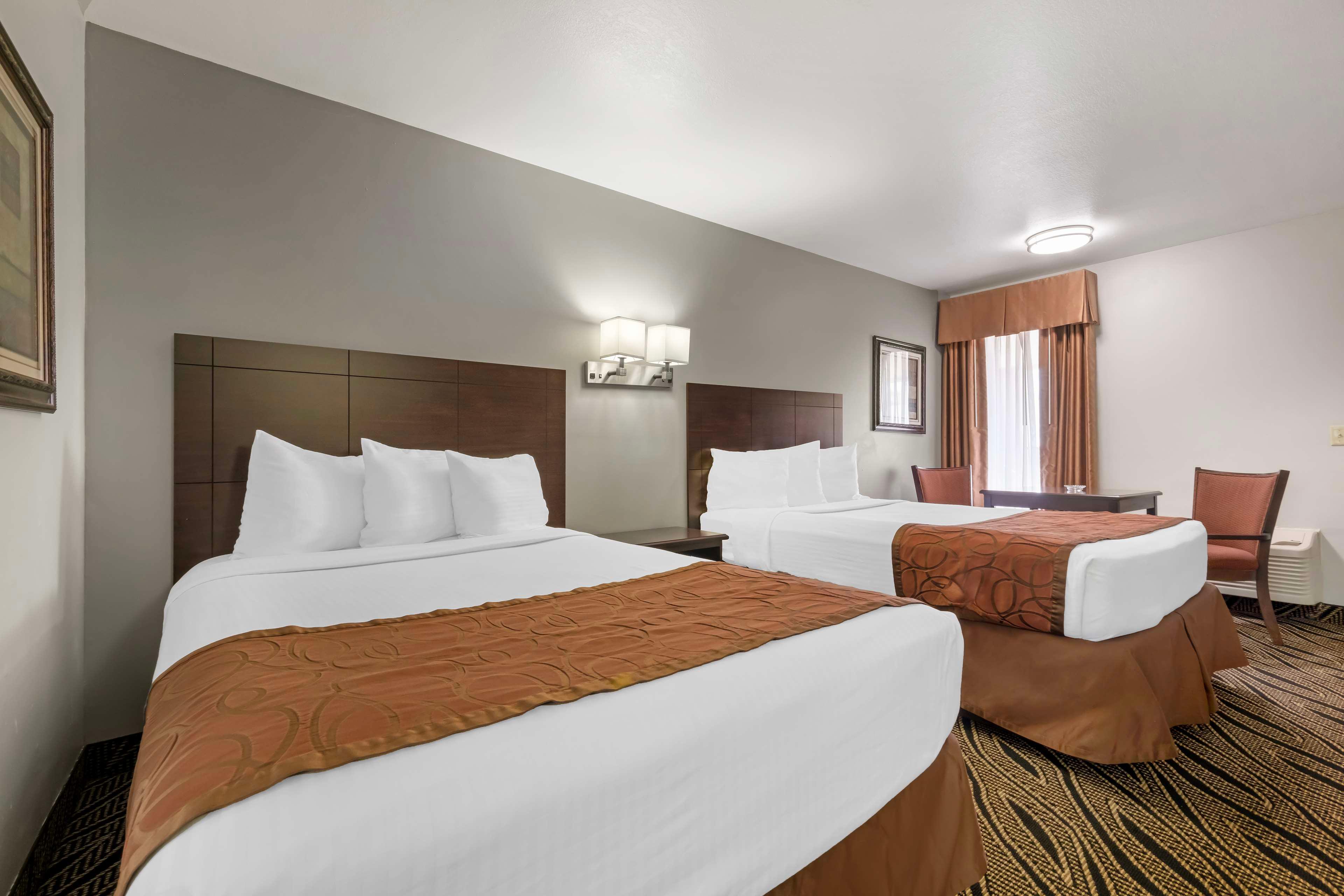 Room Two Double Beds