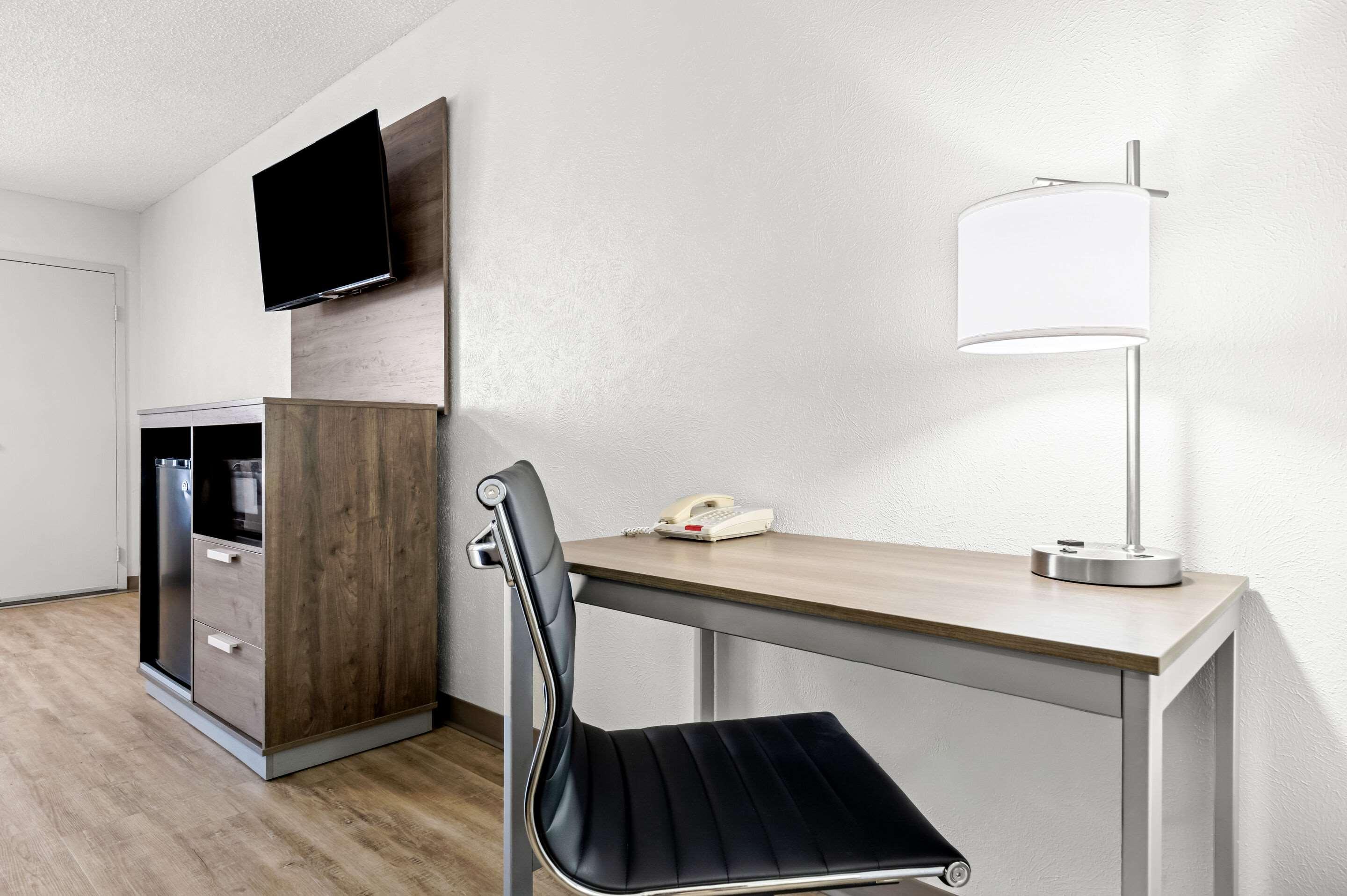 Suite King Bed Non Smoking