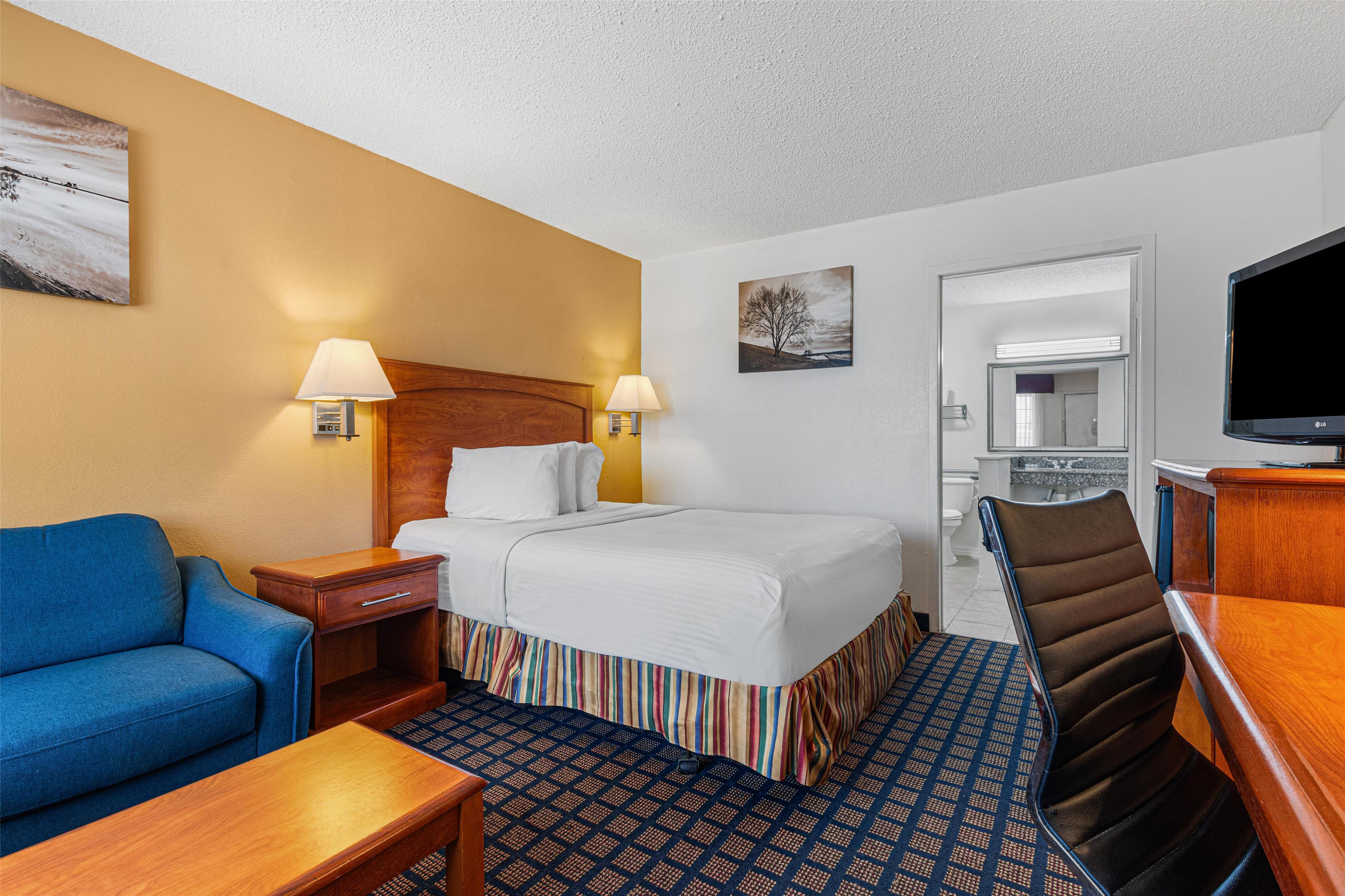 Double Accessible-queen Size Bed