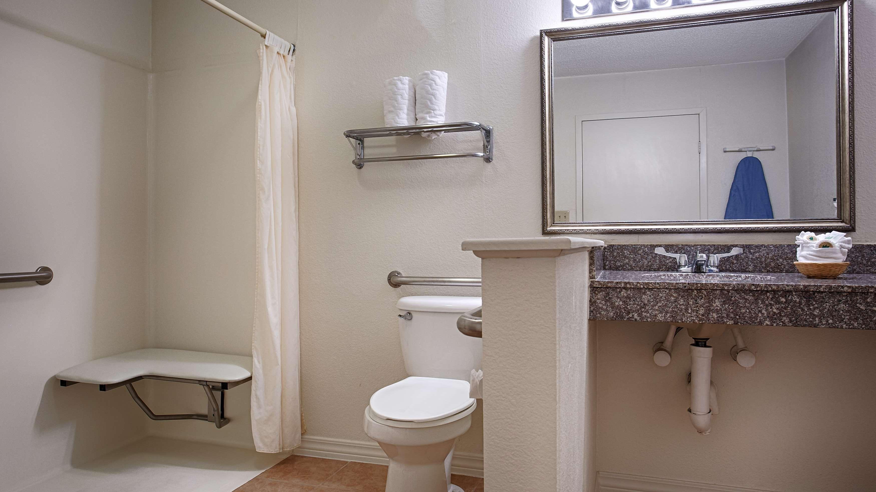 Double Accessible-queen Size Bed