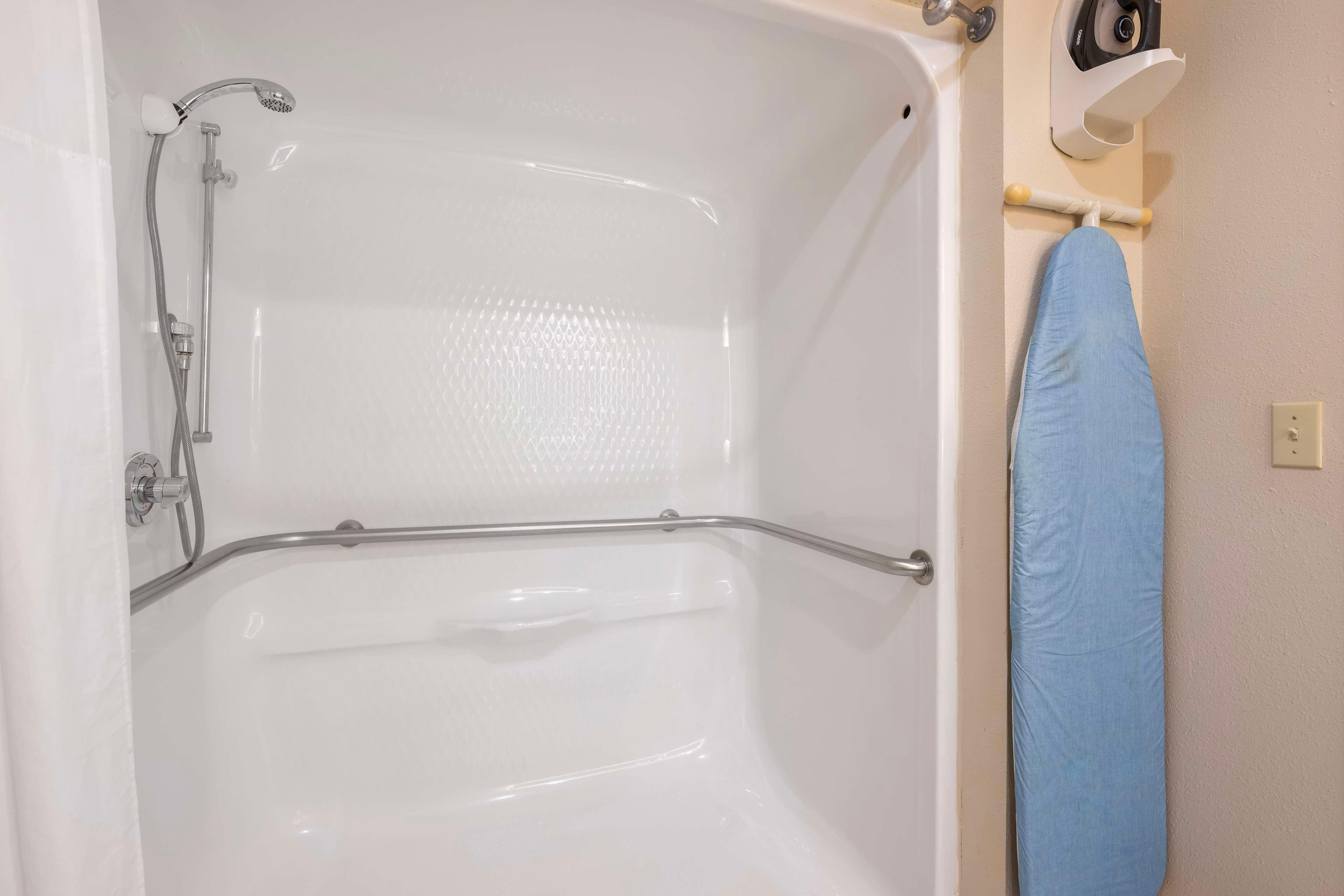 Double Accessible King Size Bed