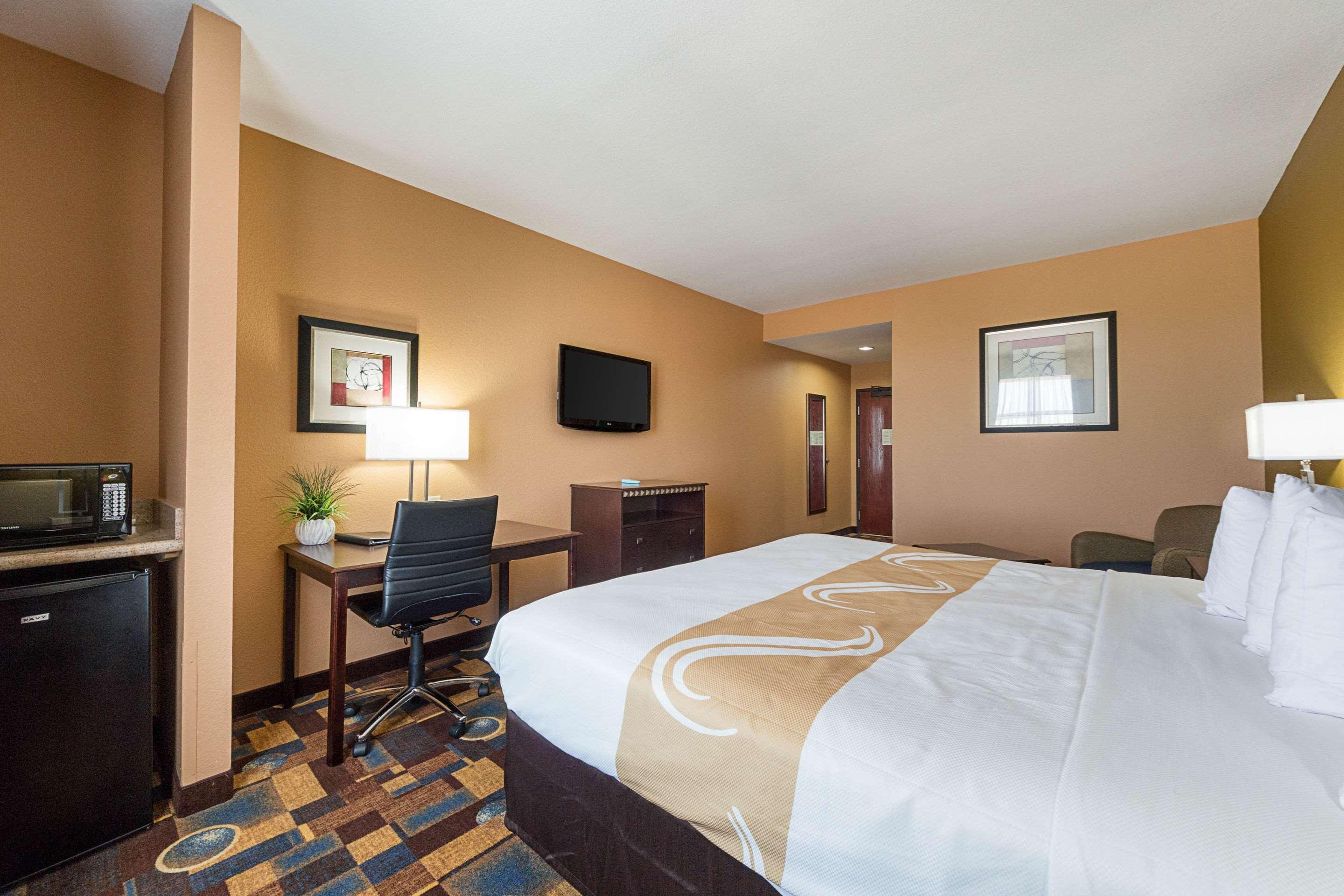 Double King Bed Non Smoking