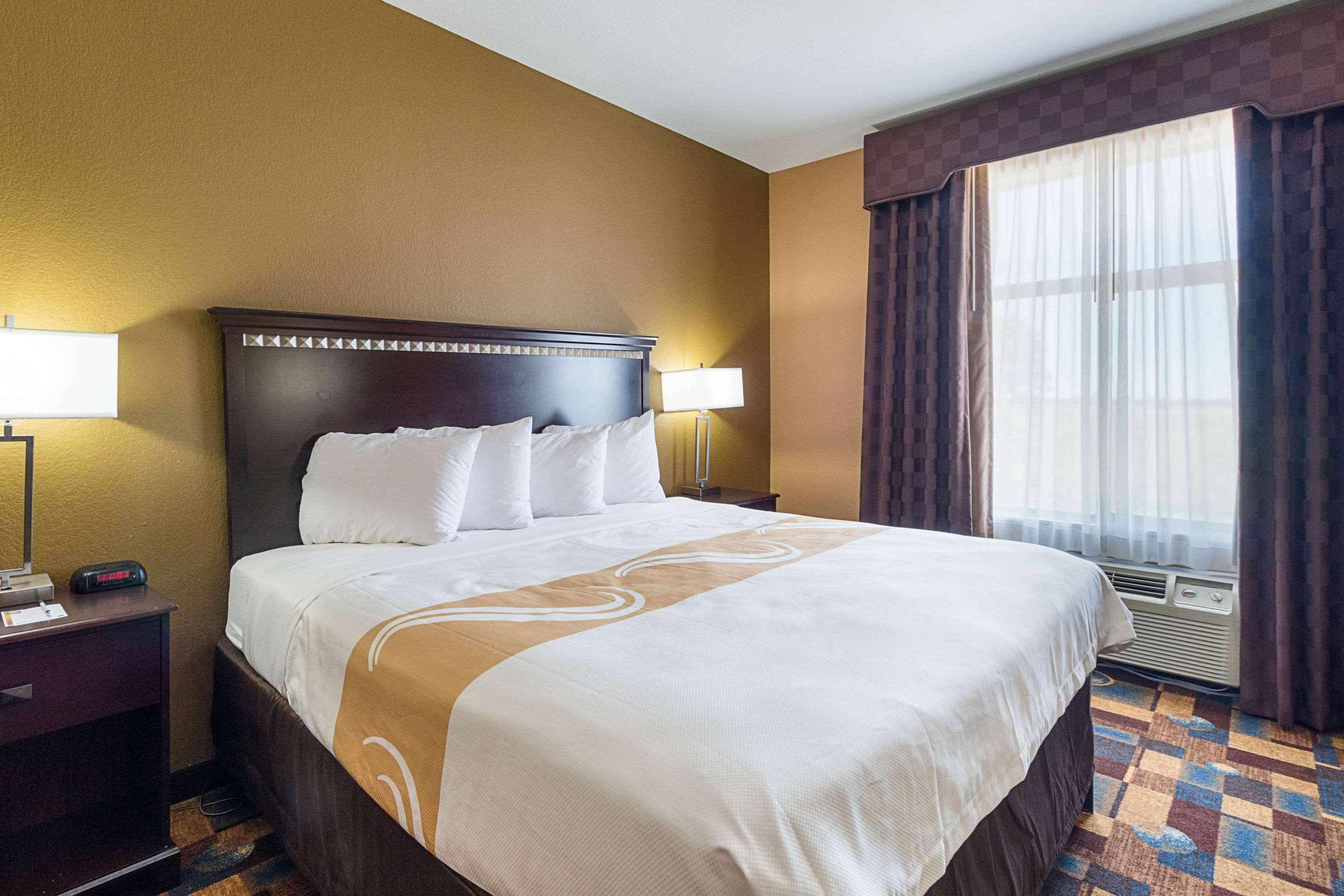 Double King Bed Non Smoking