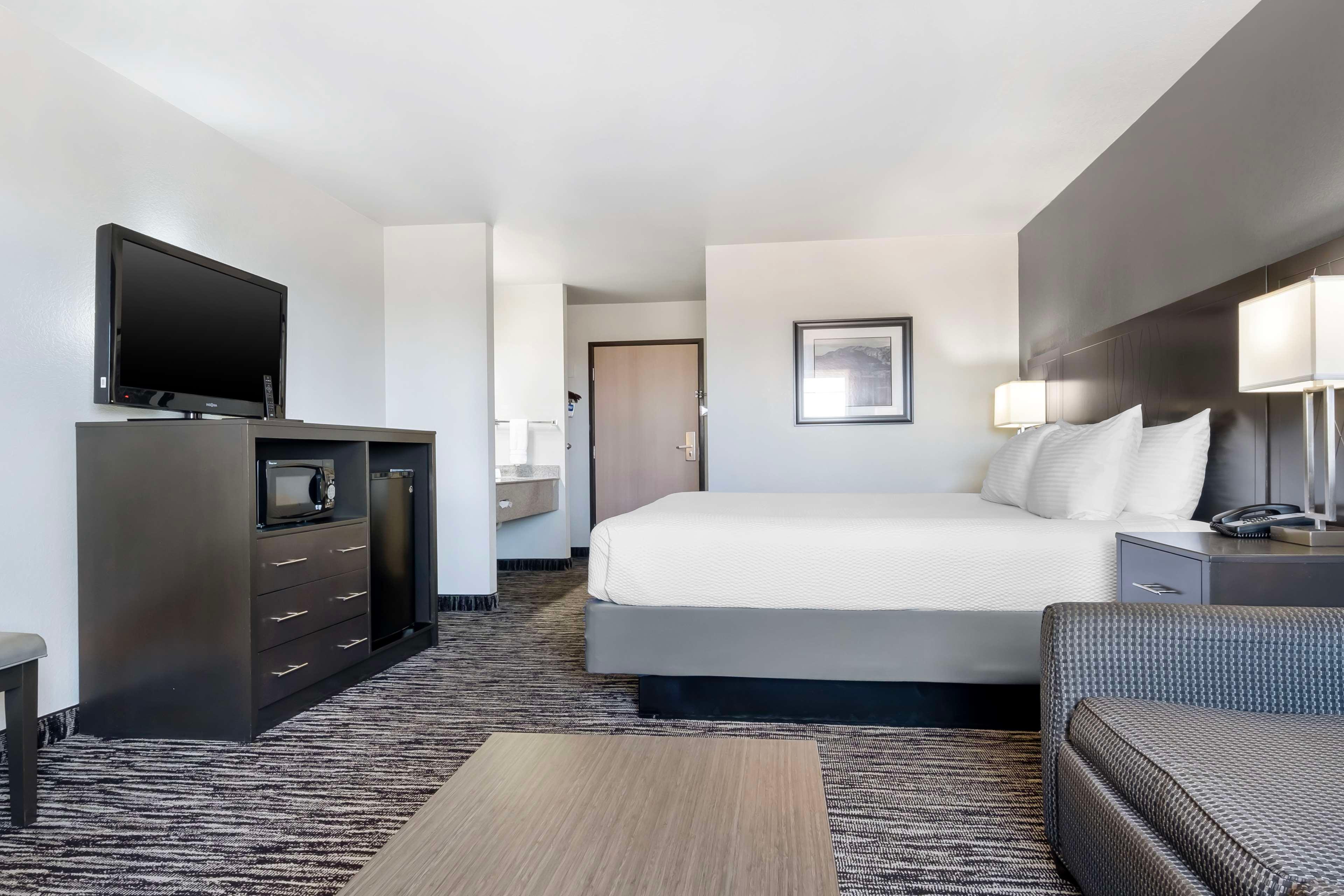 Room King Bed Non Smoking