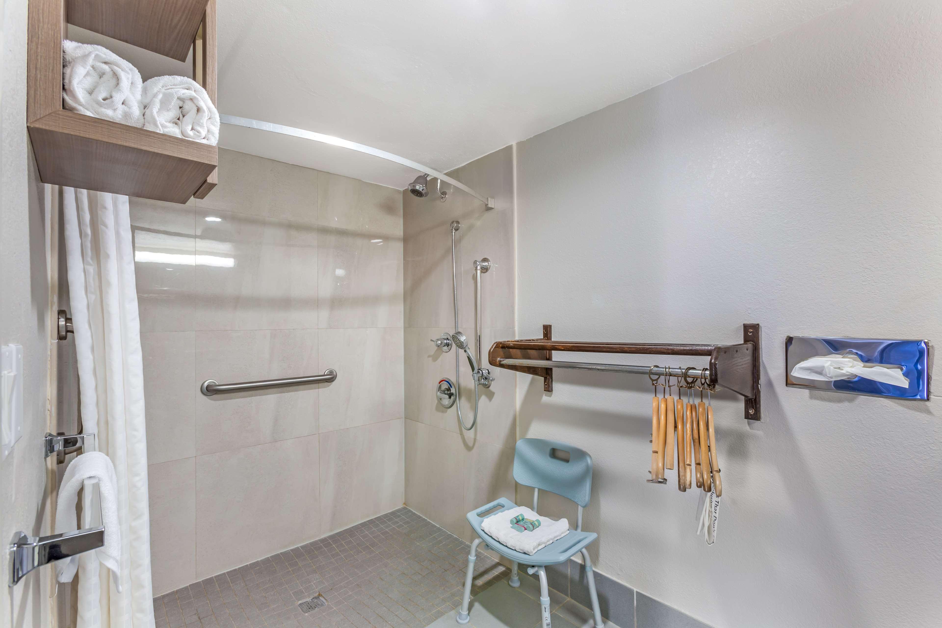 Double Accessible King Size Bed