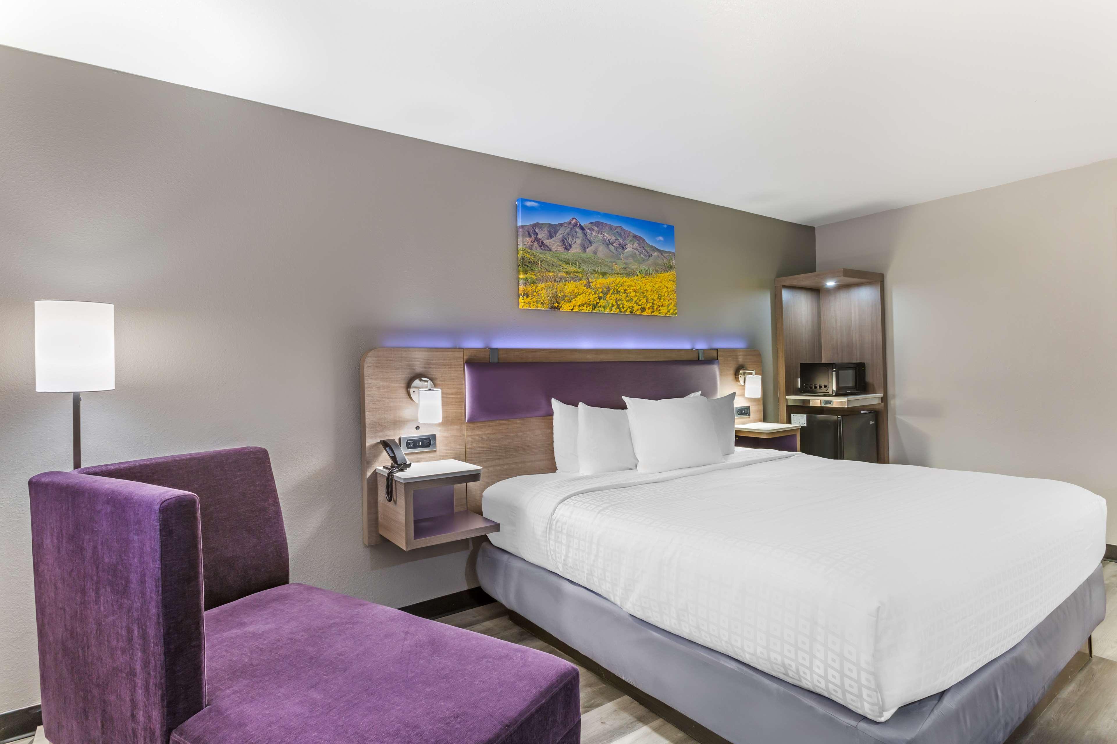 Double Accessible King Size Bed