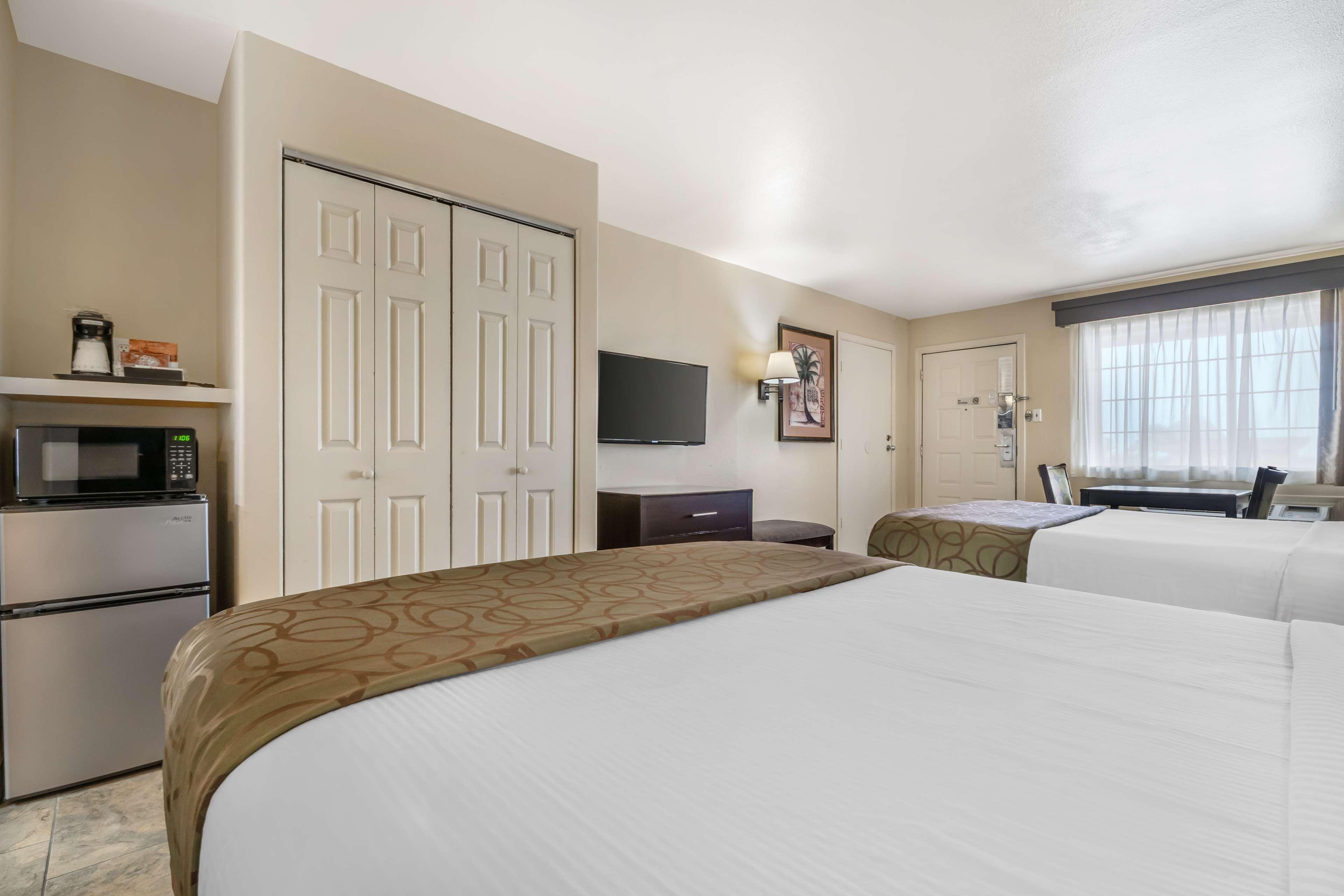 Room Two Queen Beds Non Smoking