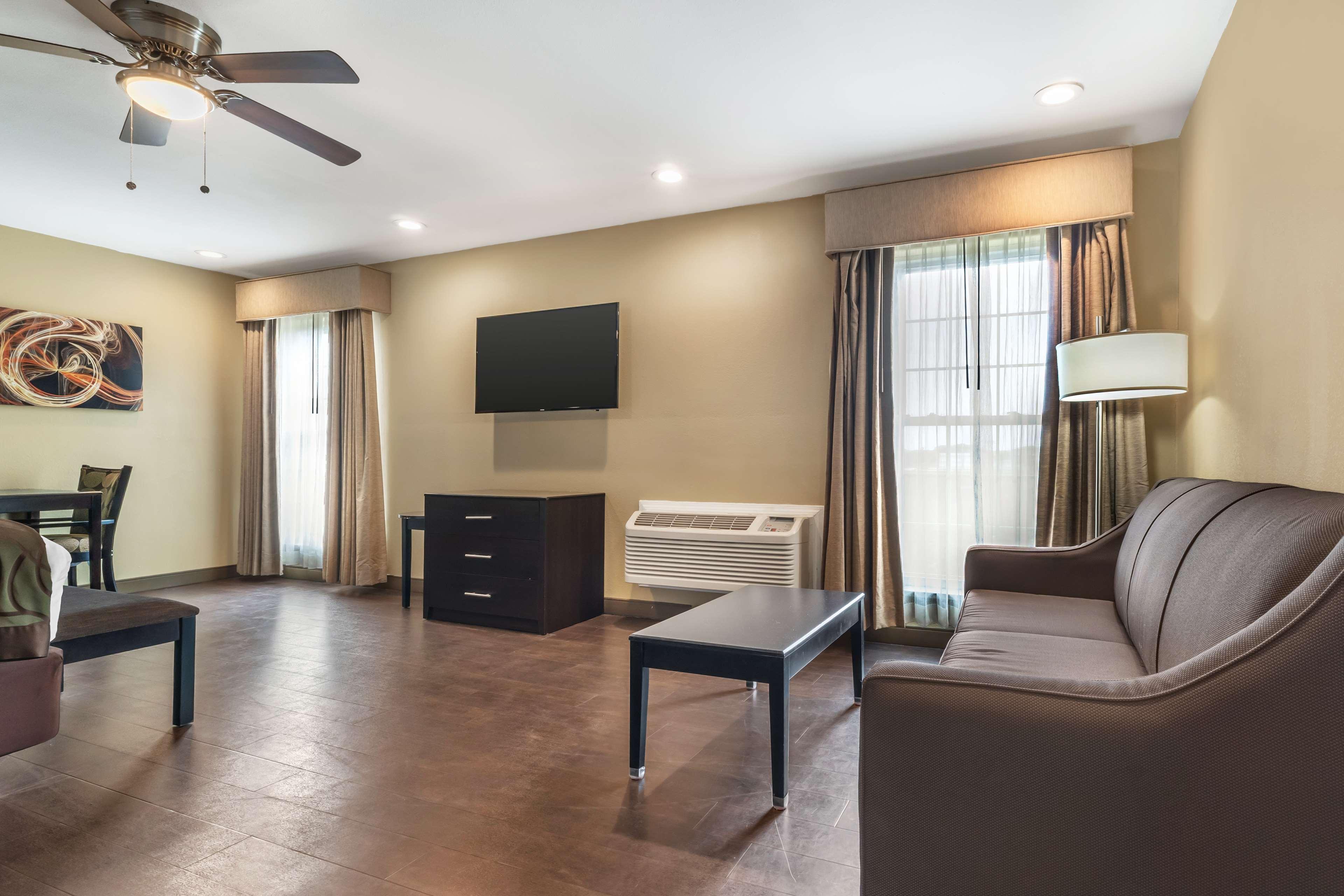 Suite King Bed Non Smoking