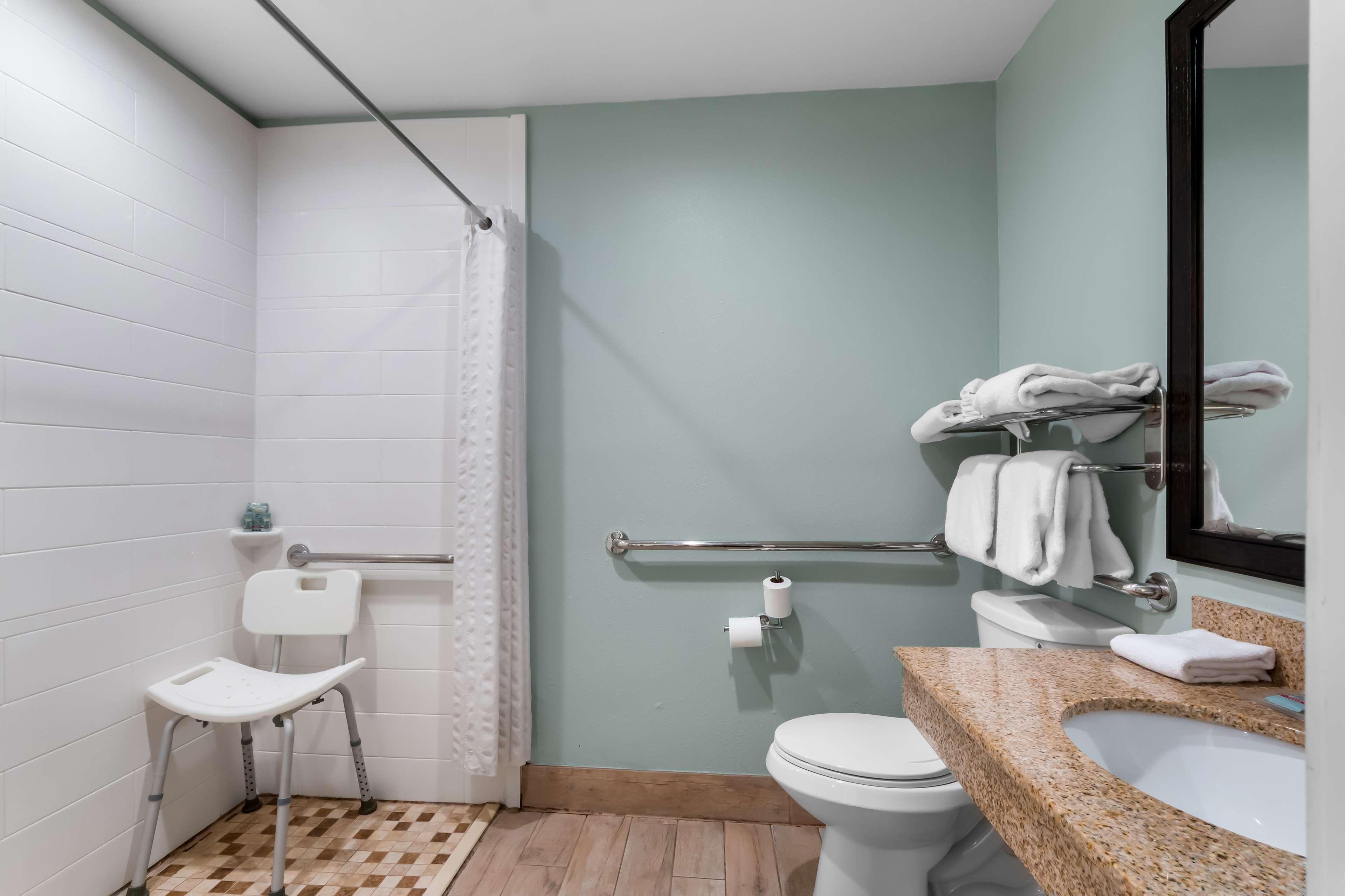 Room Accessible-two Queen Beds