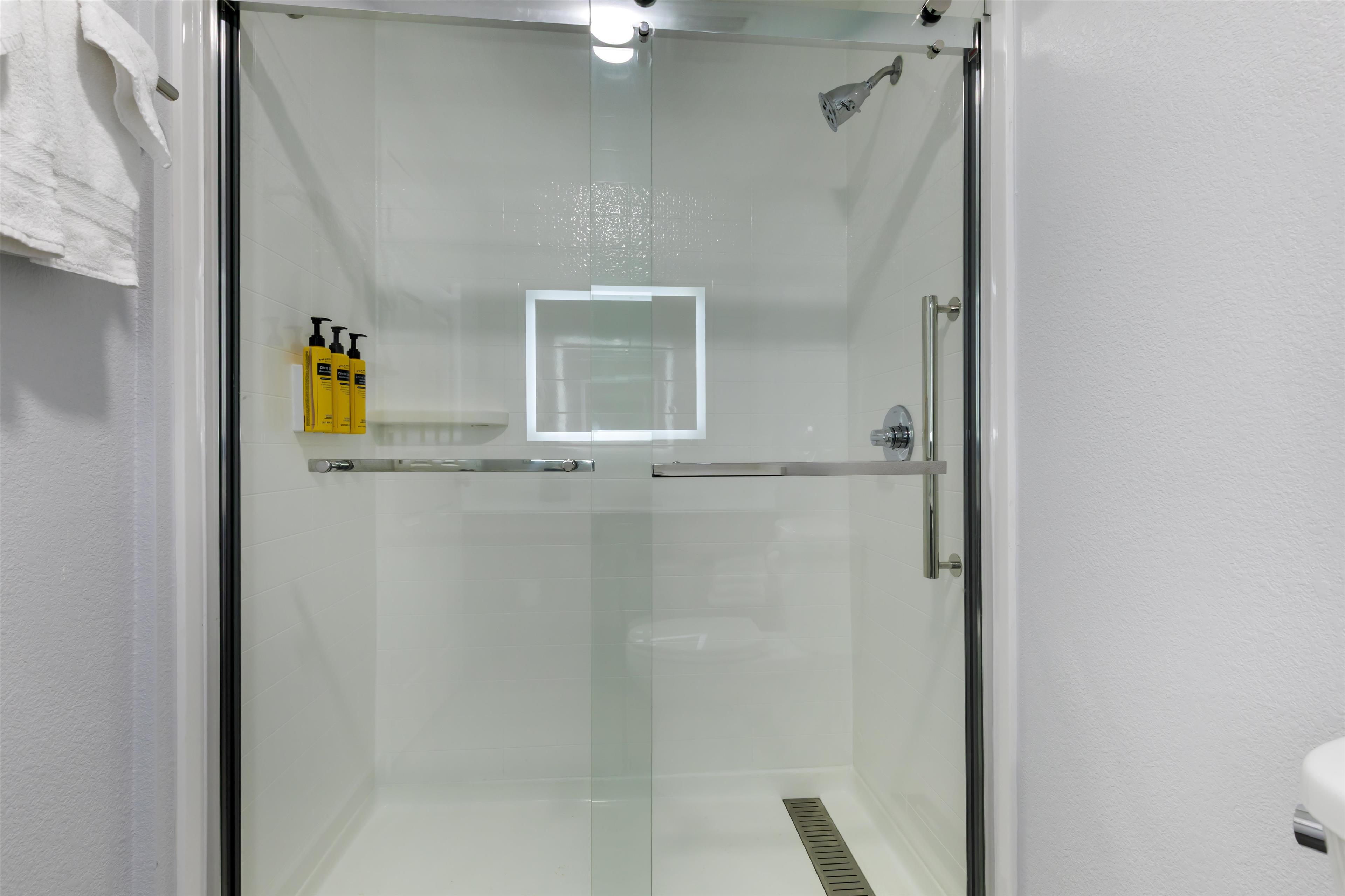 Quadruple Two Queen Beds Non Smoking