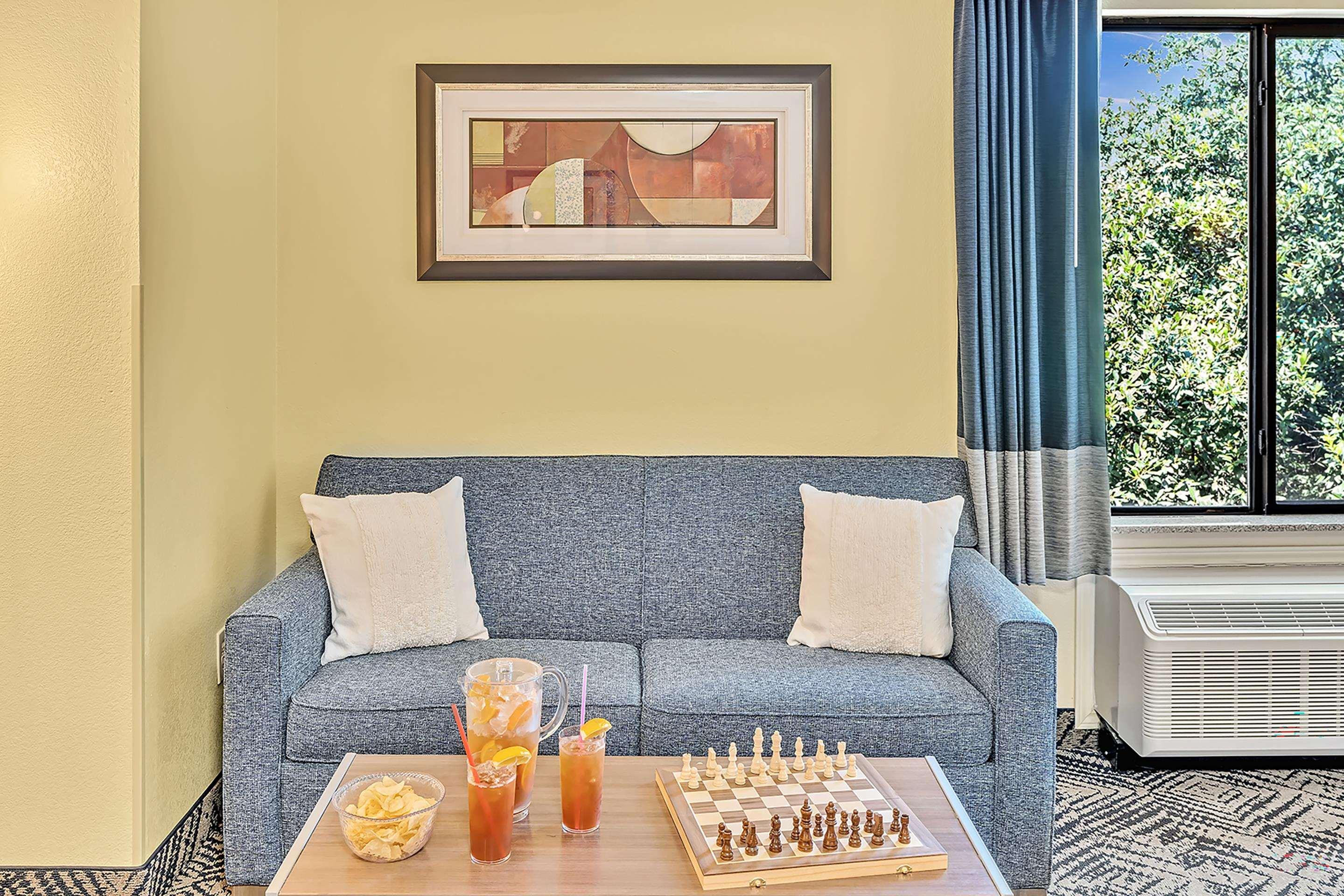 Quadruple Accessible-two Queen Beds