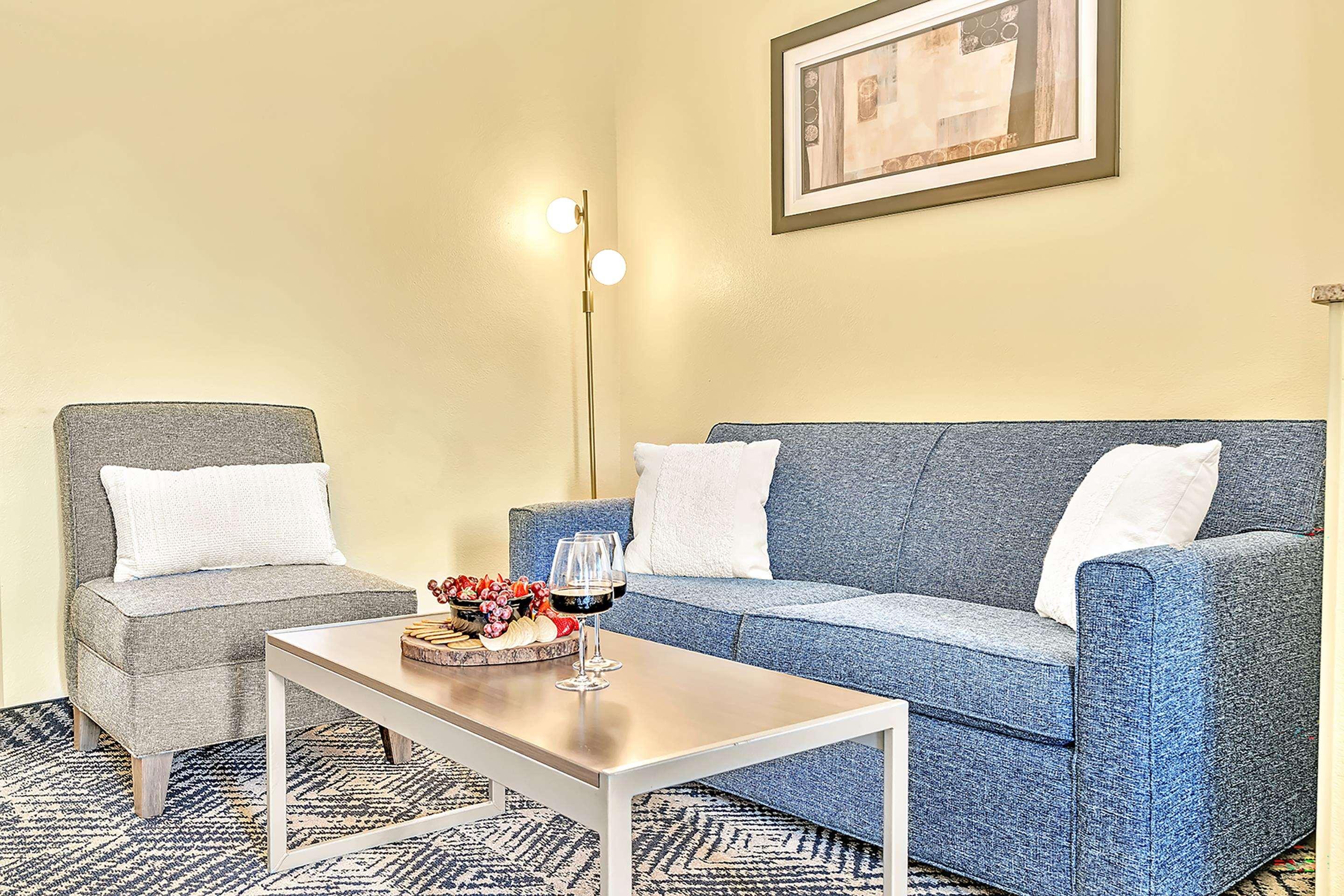 Suite Two Queen Beds