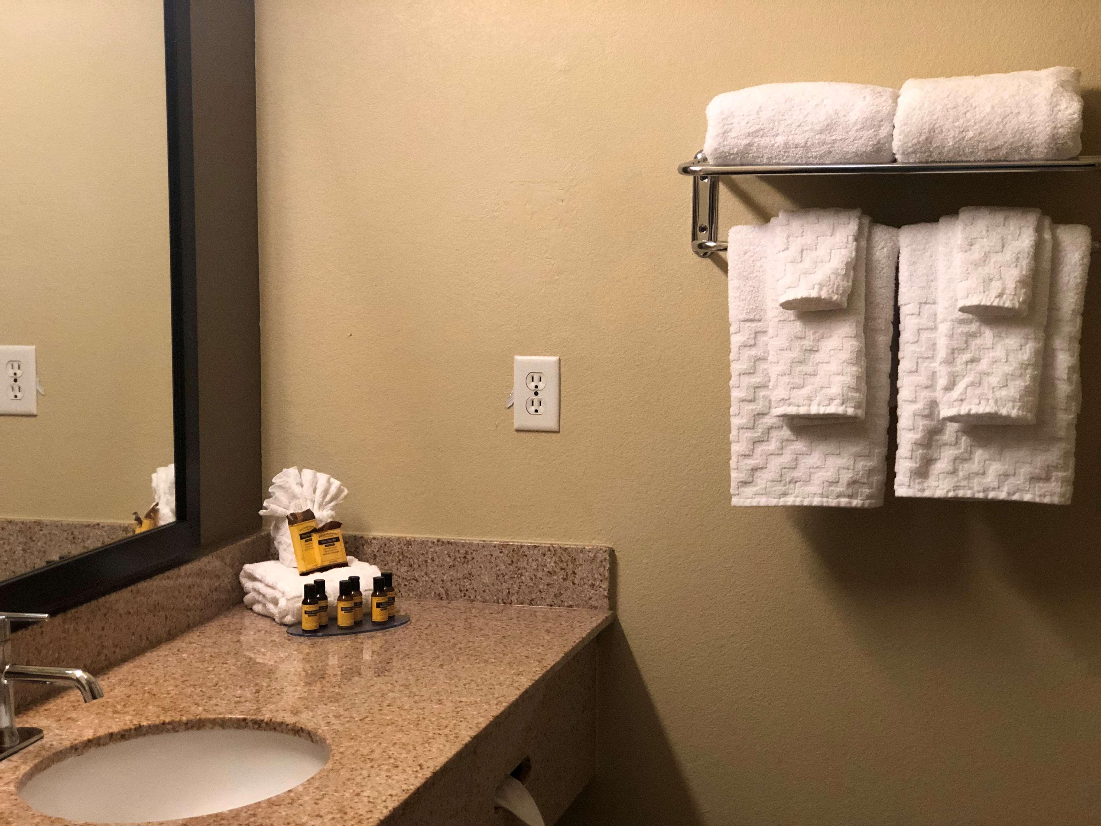 Suite Two Queen Beds