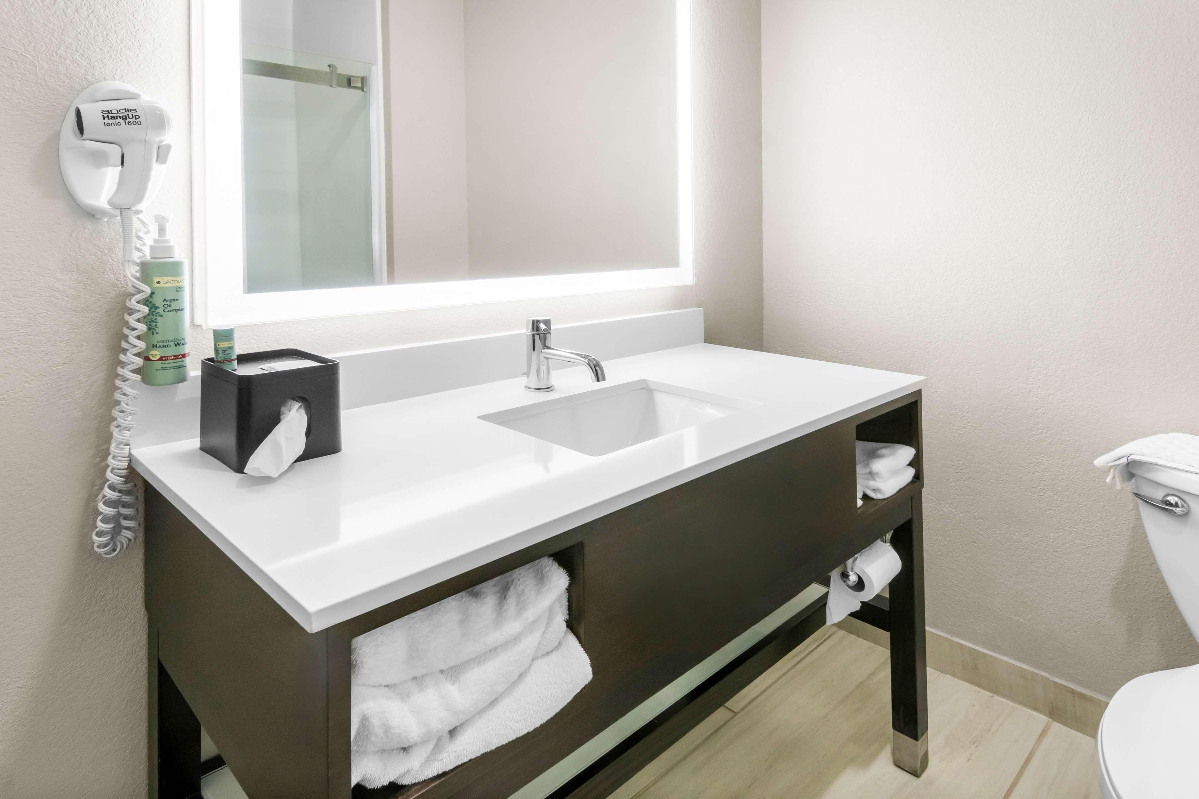 Double Two Queen Beds