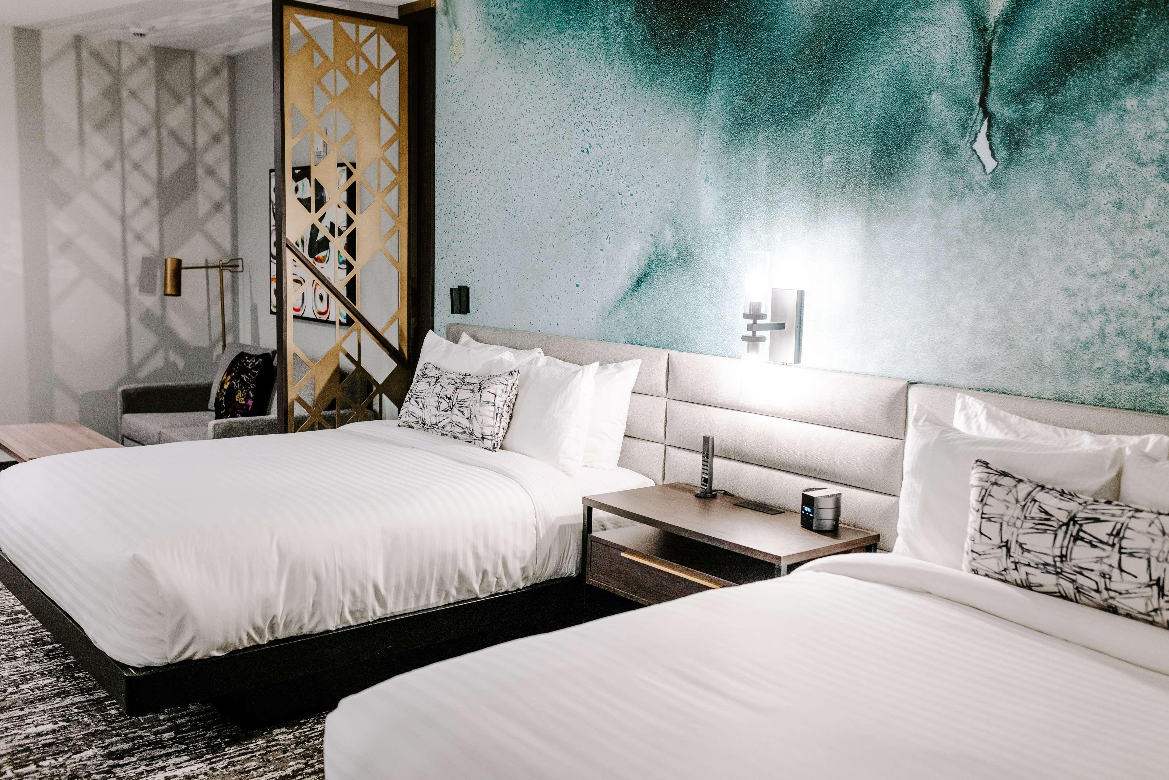 Suite Two Queen Beds