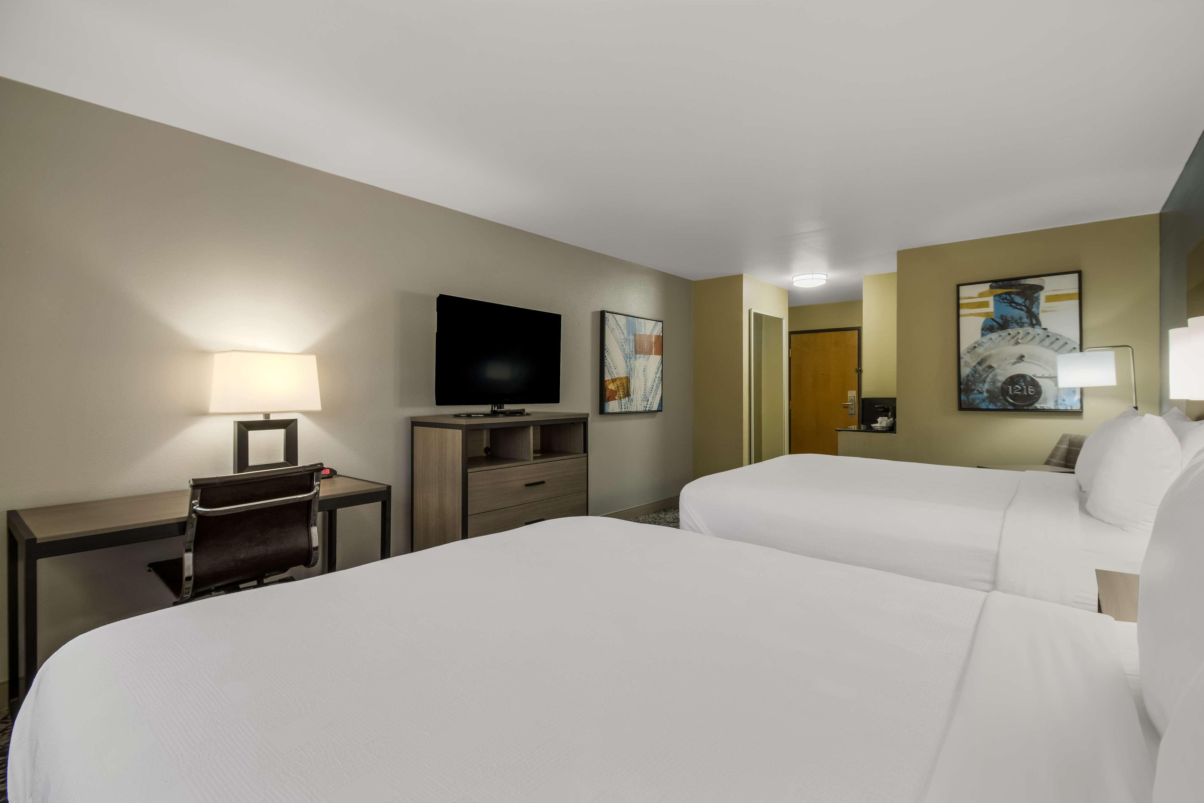 Room Two Queen Beds Non Smoking