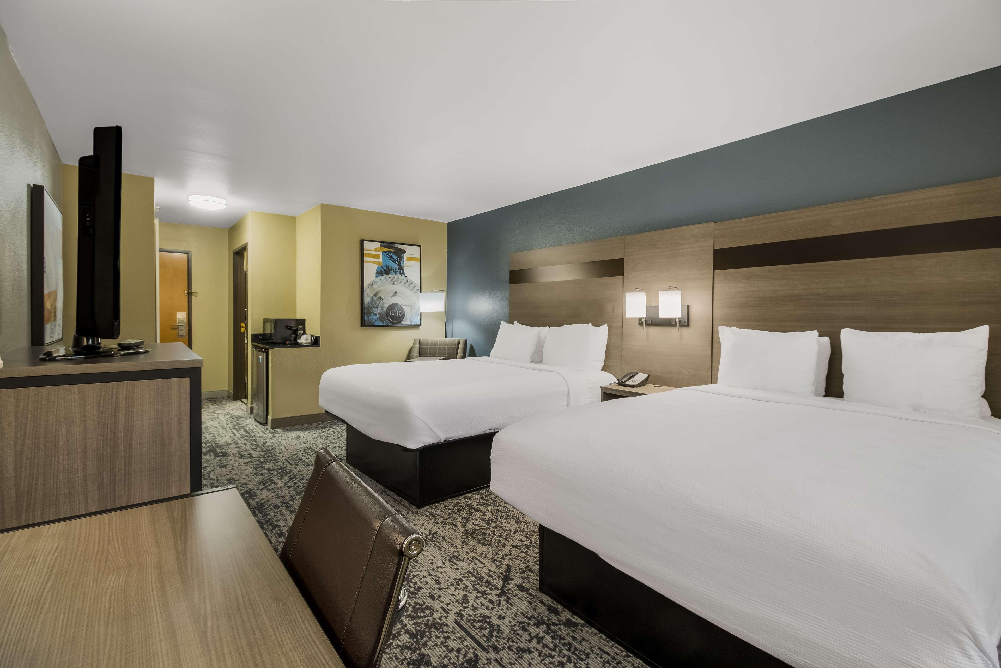 Room Two Queen Beds Non Smoking