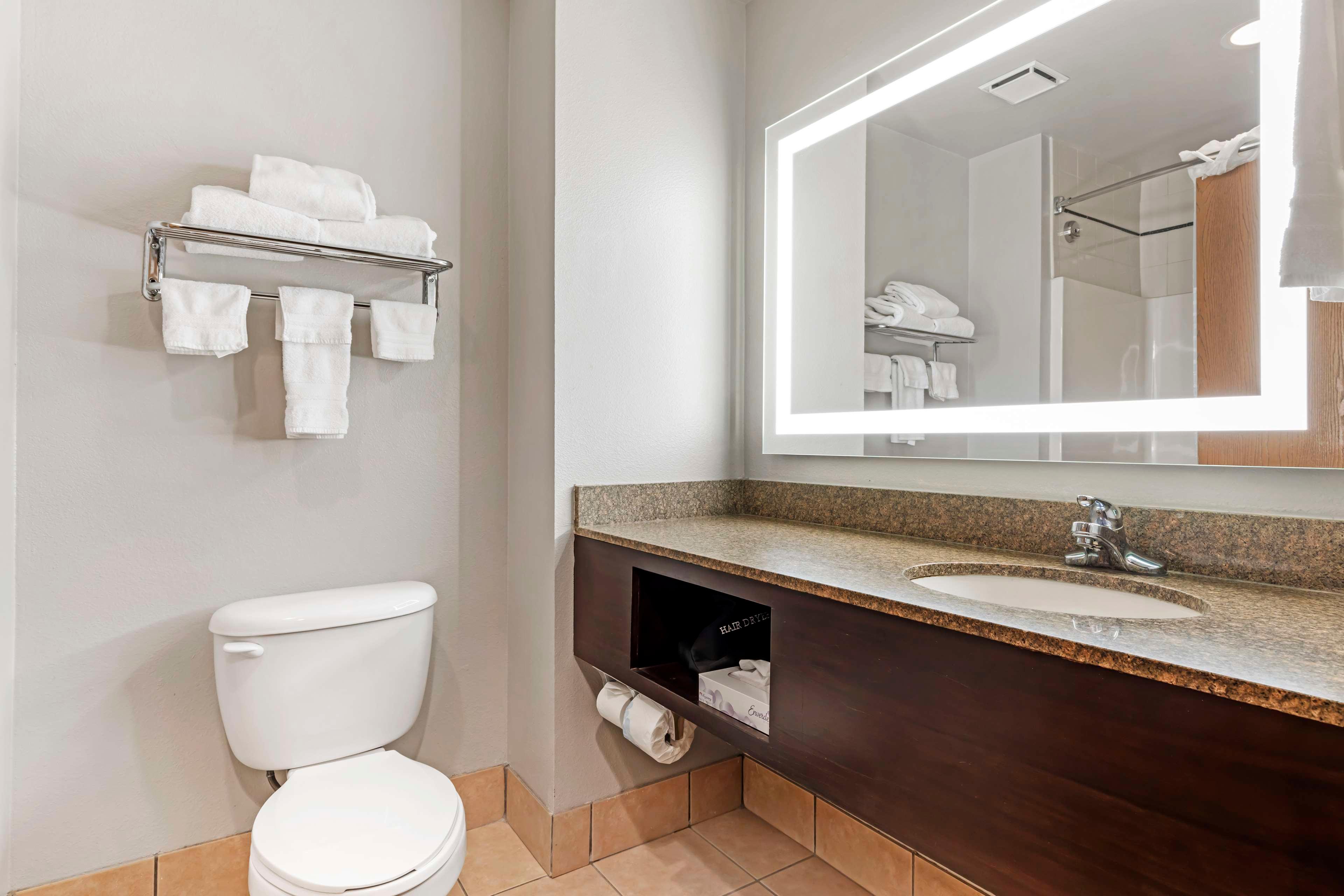 Quadruple Two Queen Beds Non Smoking