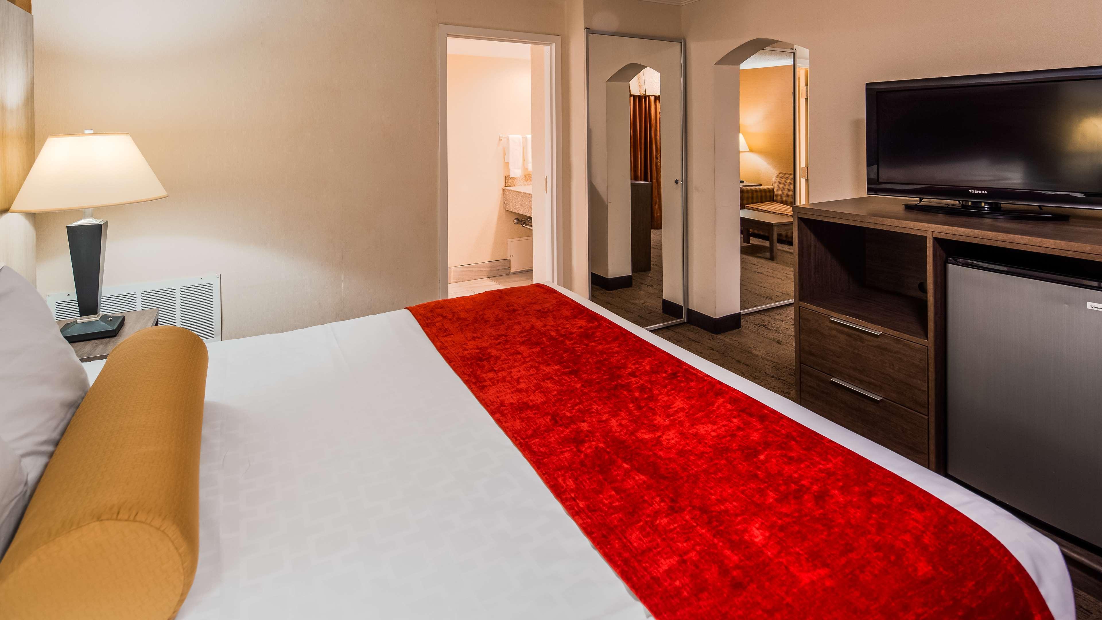 Double King Size Bed