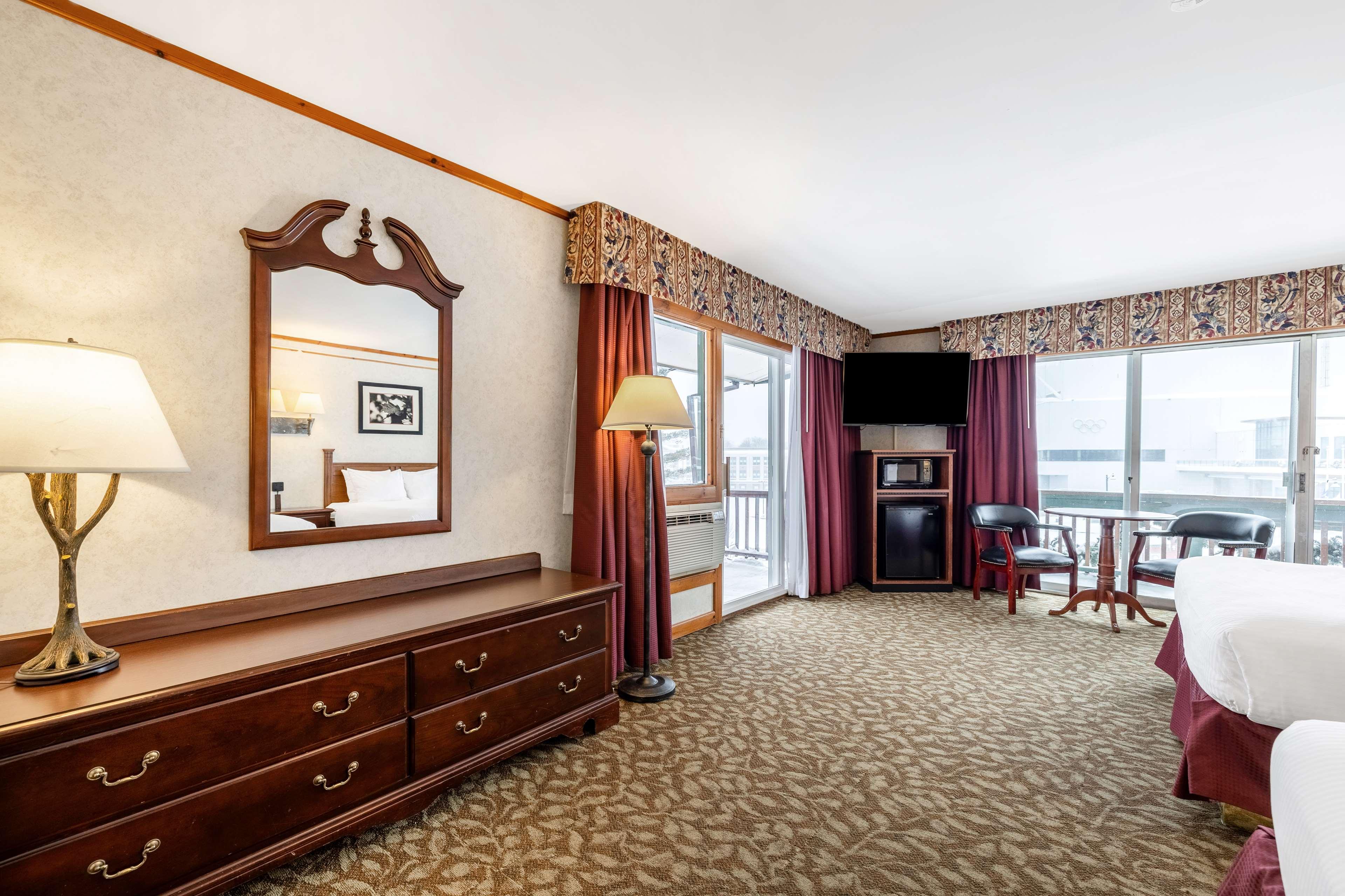 Suite Two Queen Beds