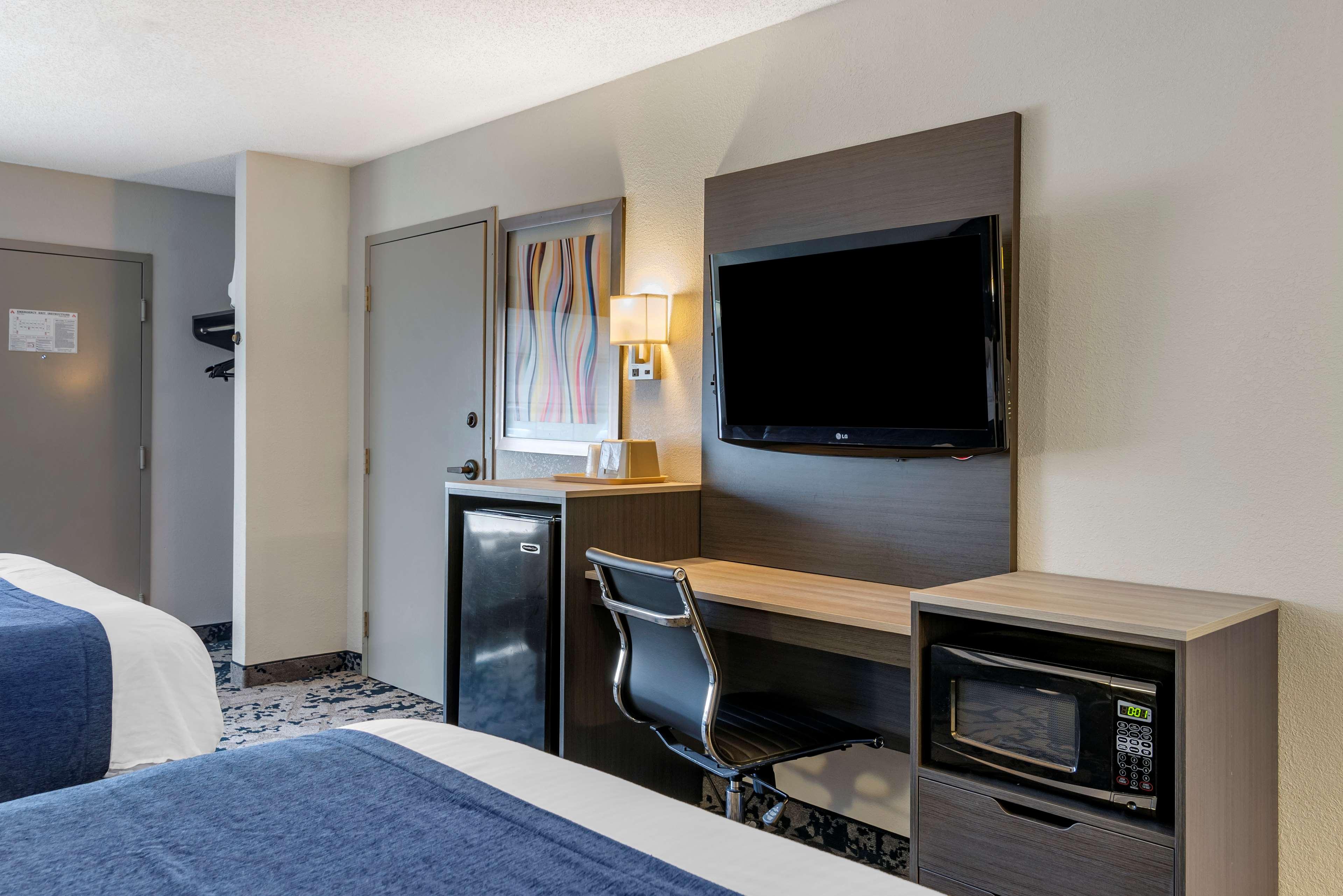 Room Two Queen Beds Non Smoking