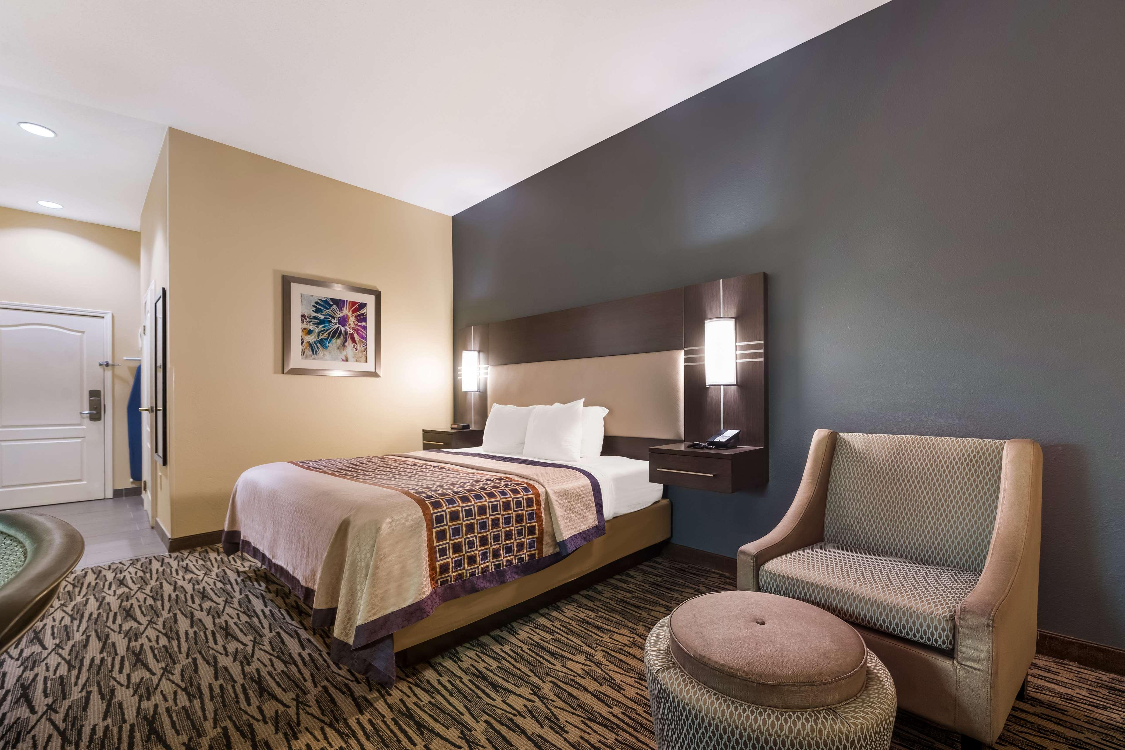 Room King Bed Non Smoking