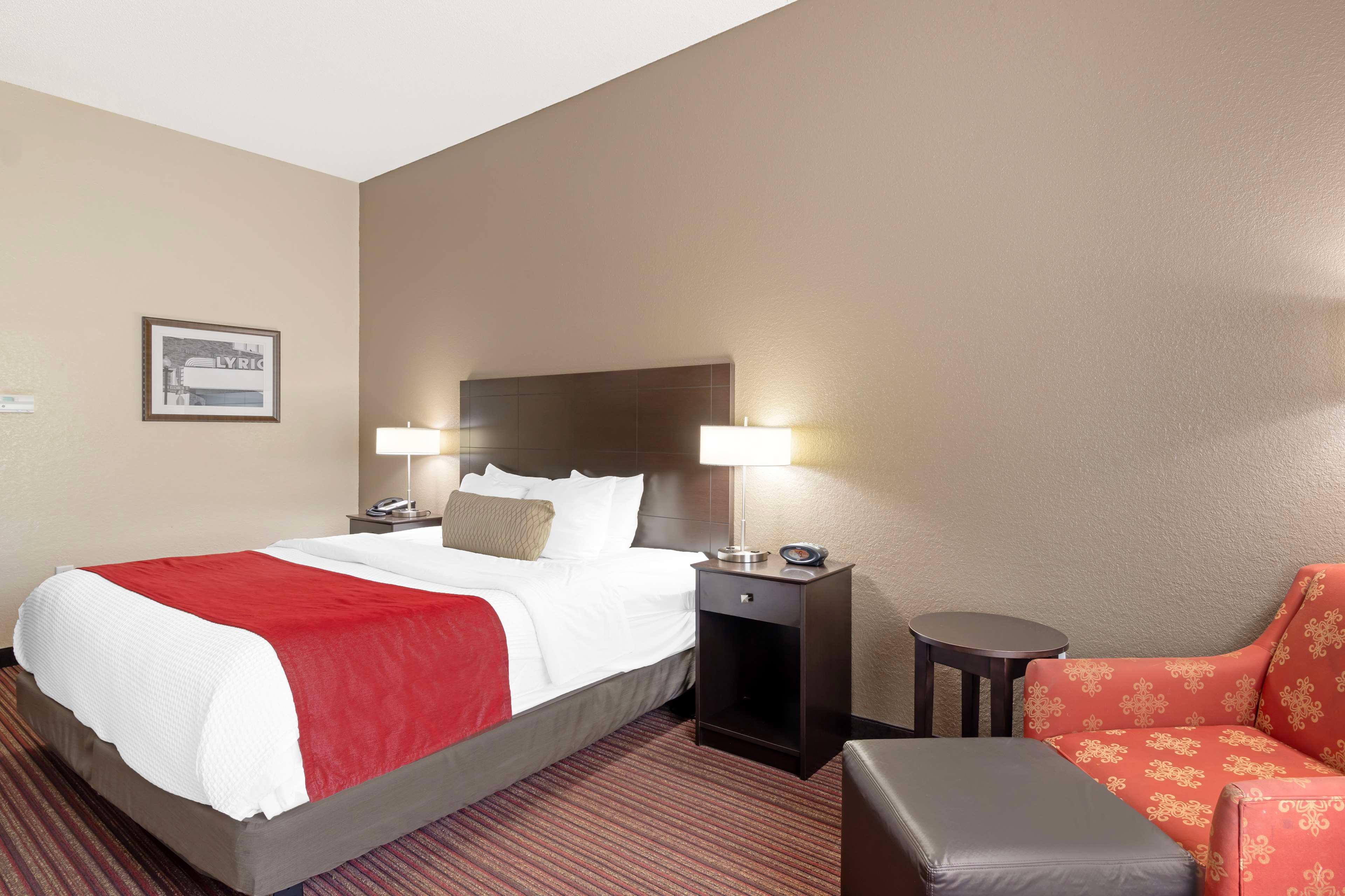 Room King Bed Non Smoking