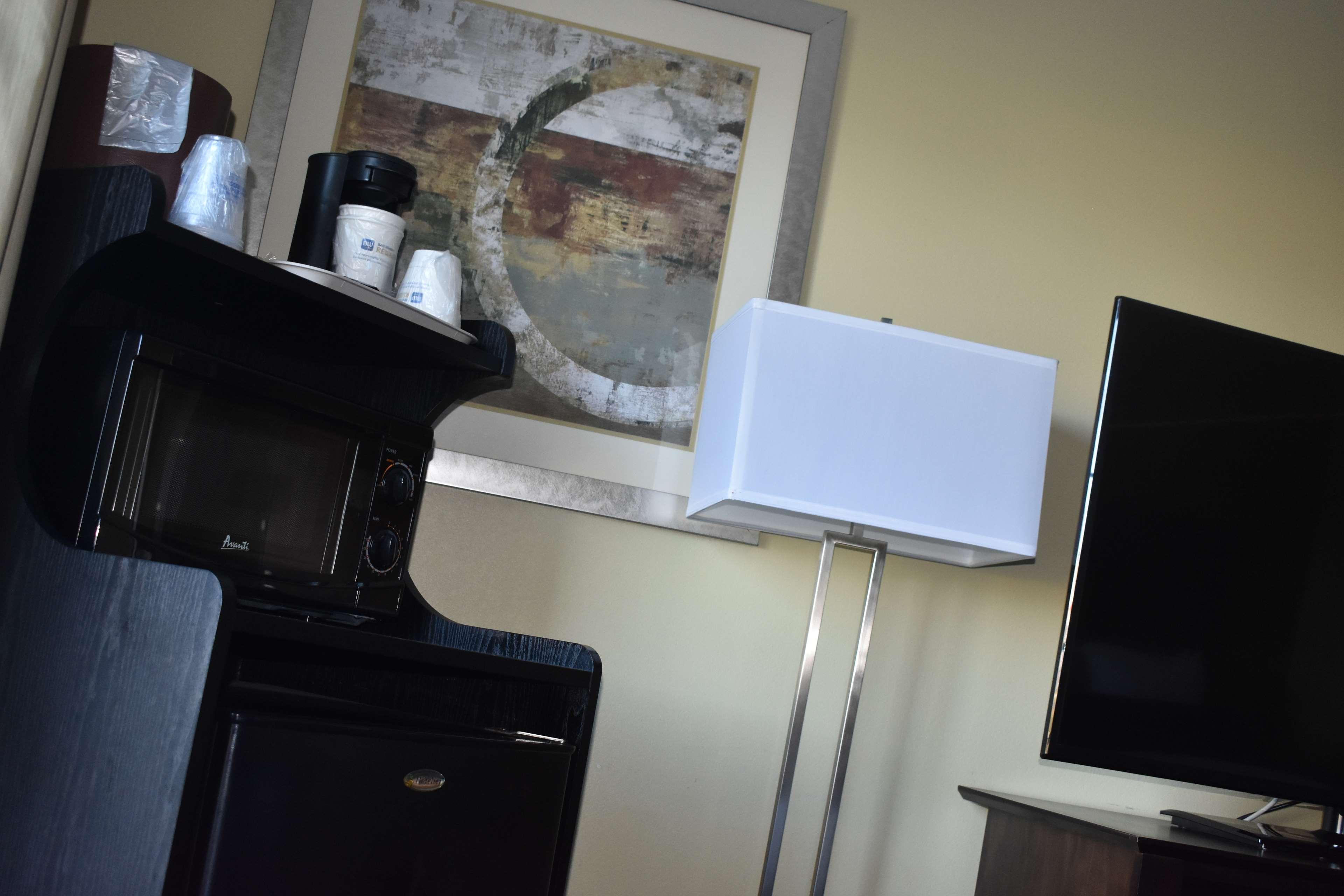 Room Accessible-two Queen Beds