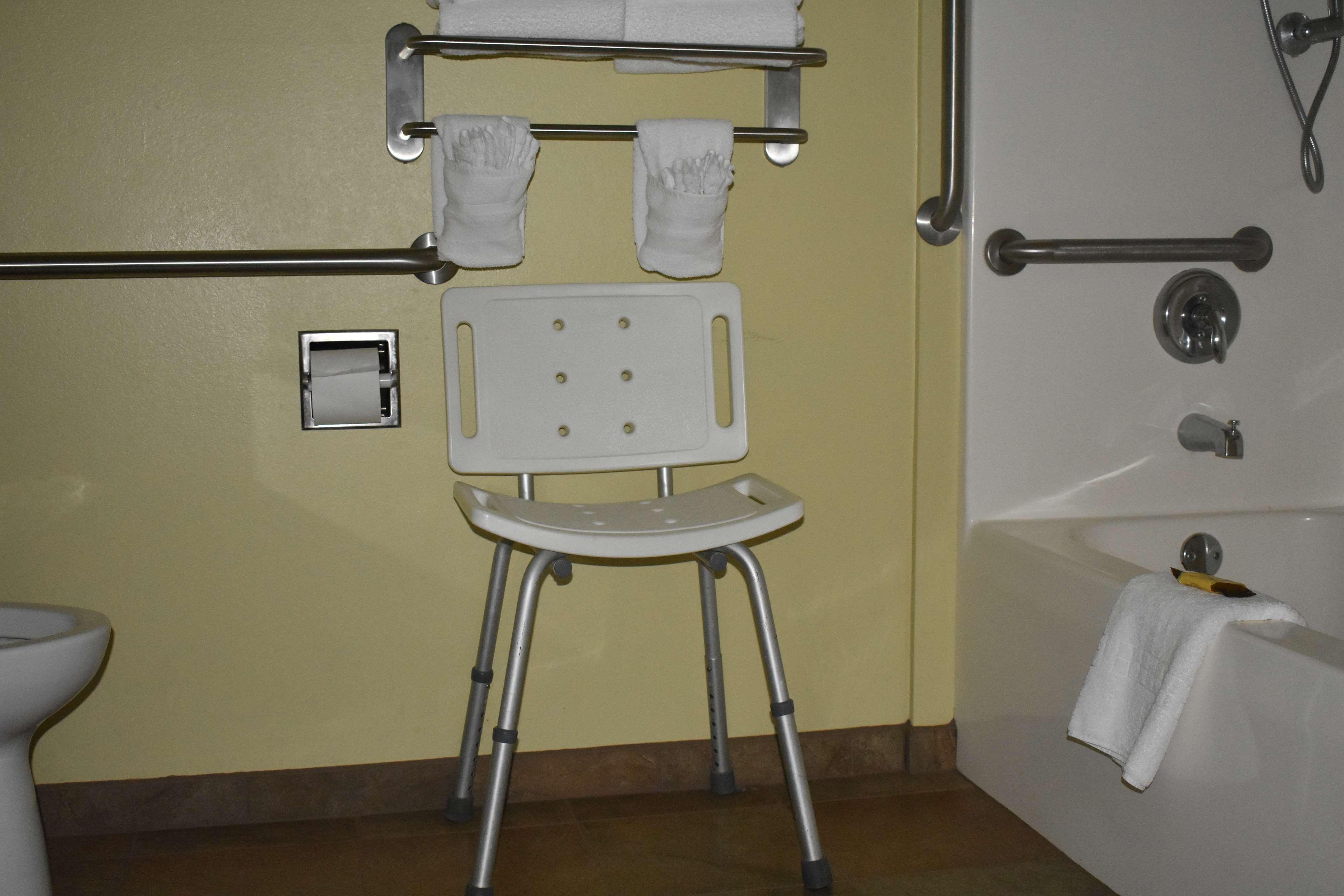 Room Accessible-two Queen Beds