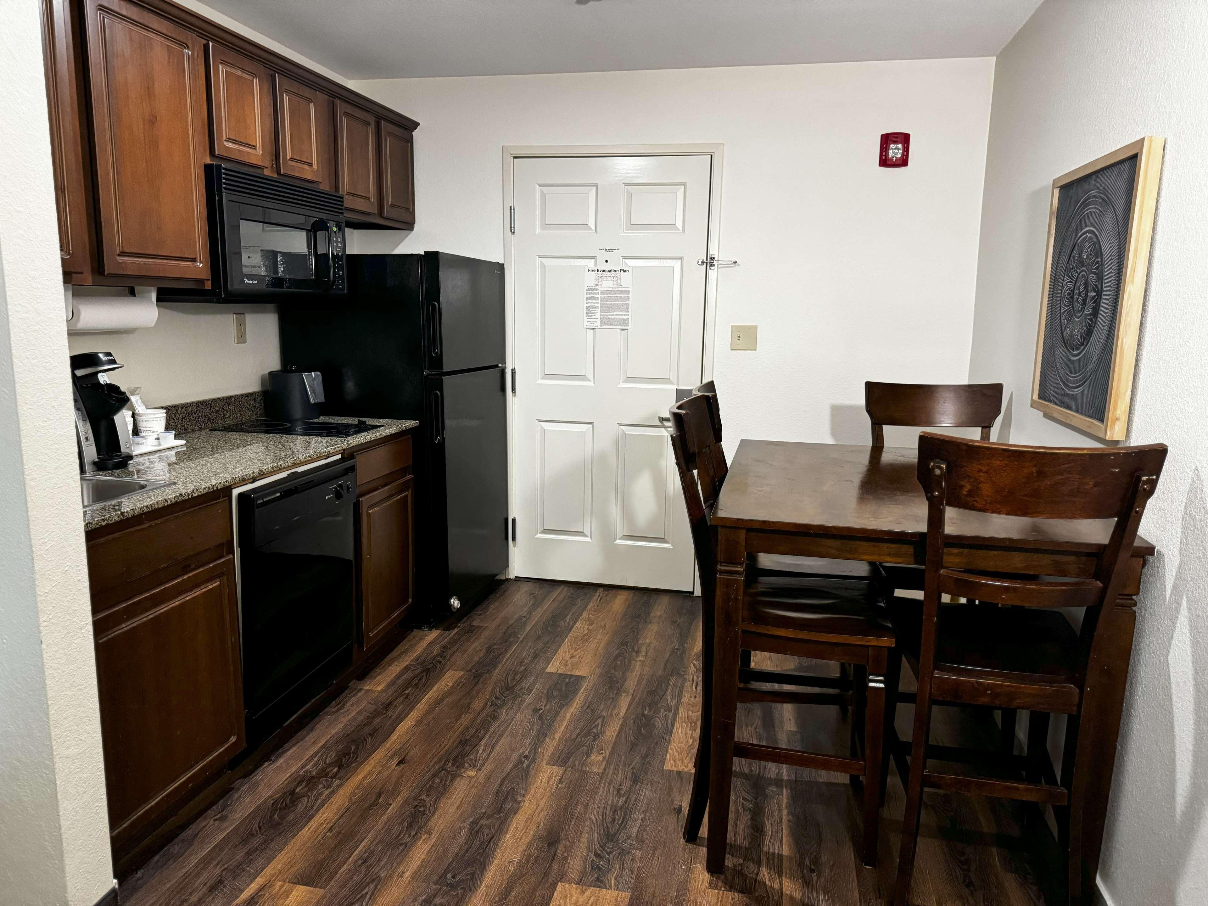 Room Queen Bed Non Smoking