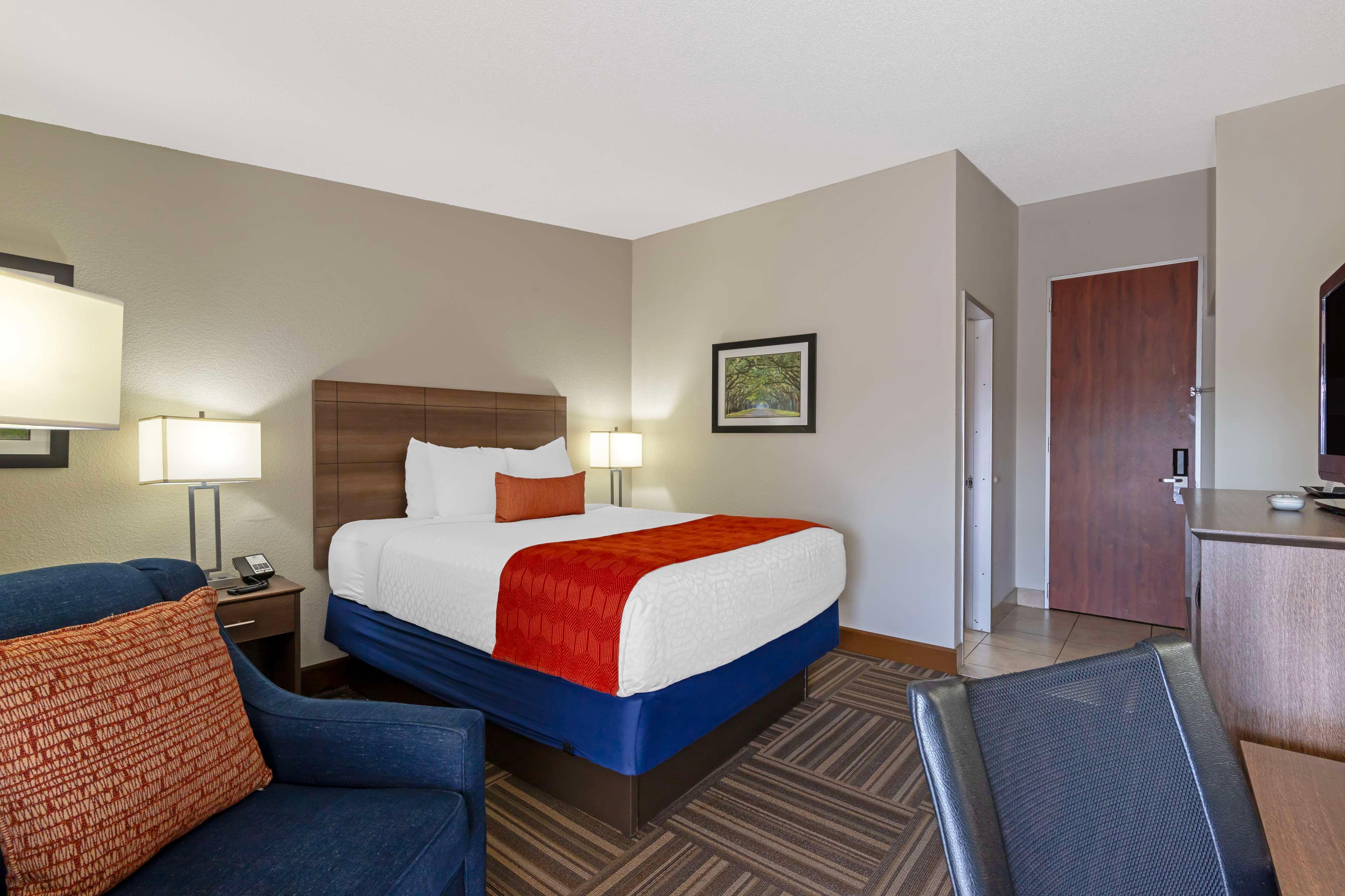 Room Queen Bed Non Smoking