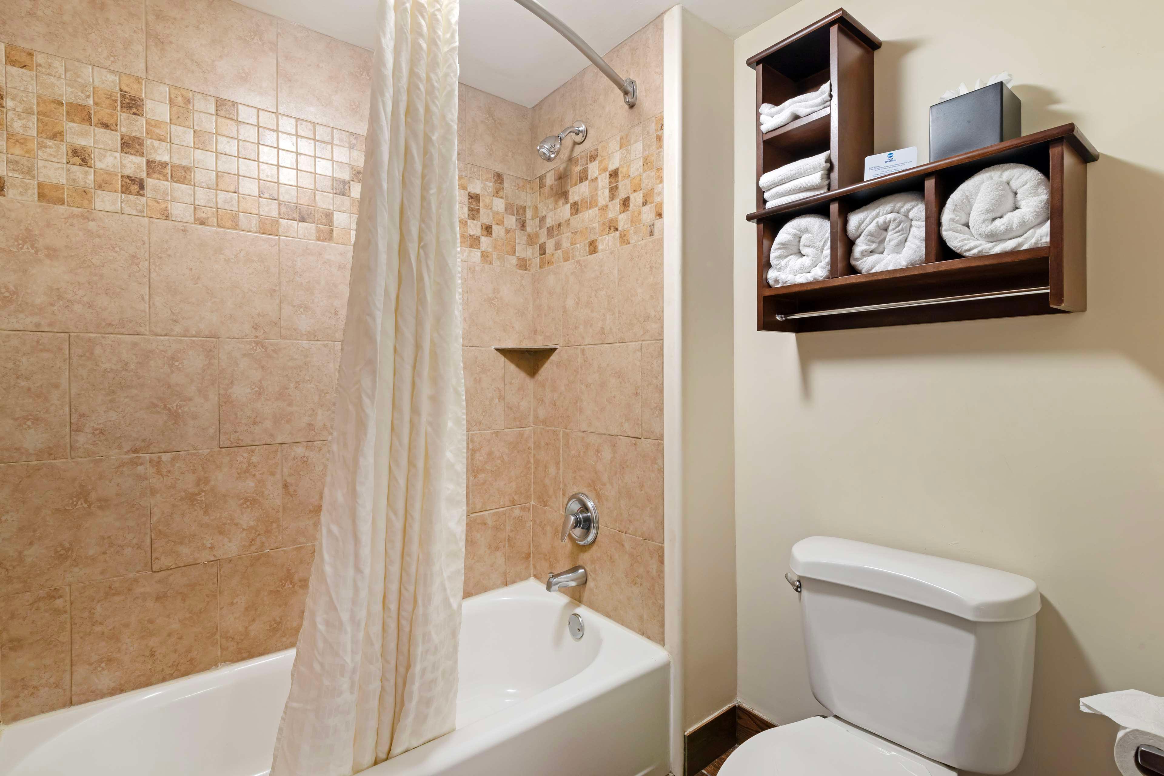 Room Queen Bed Non Smoking