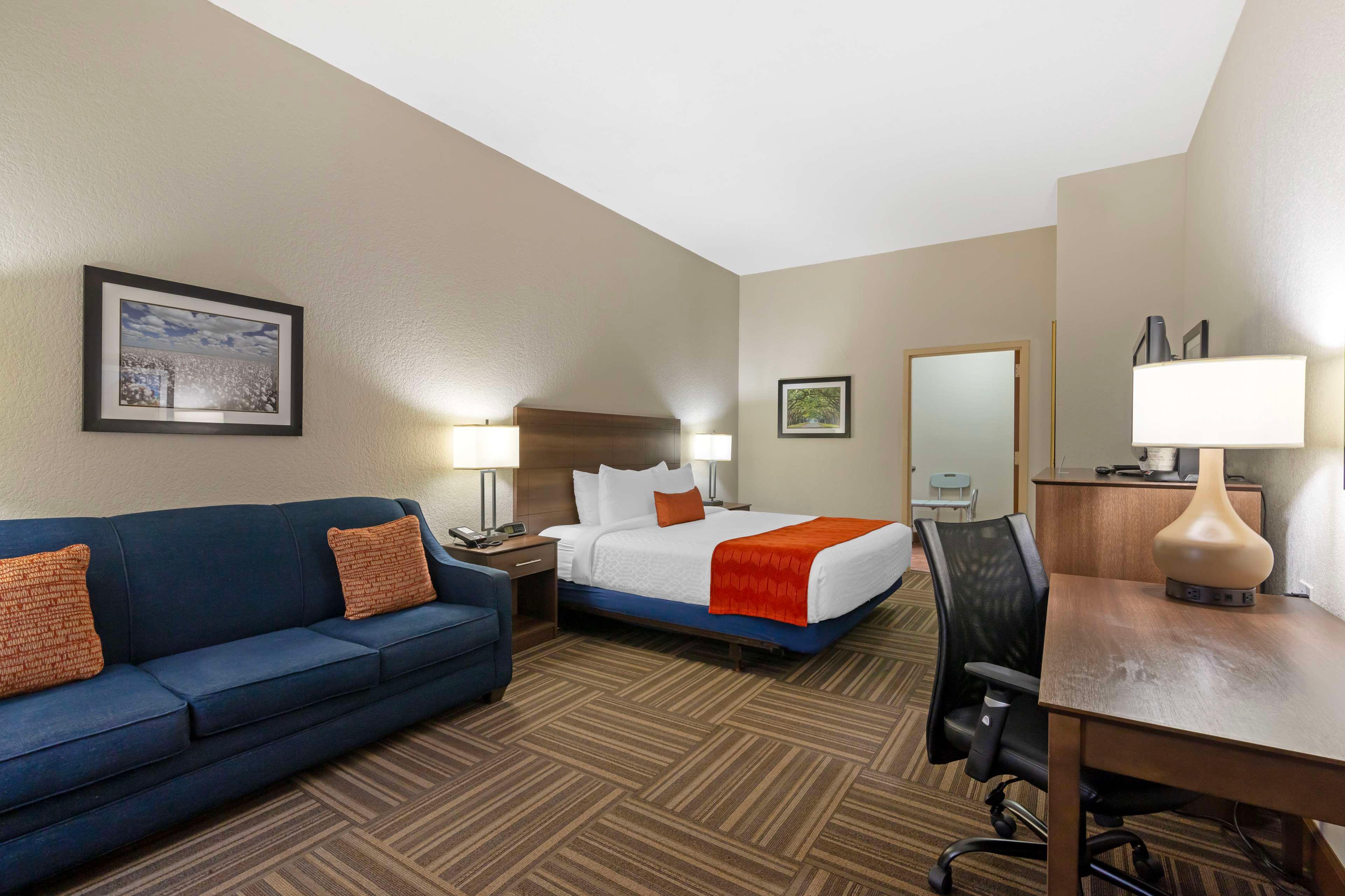 Room King Bed Non Smoking