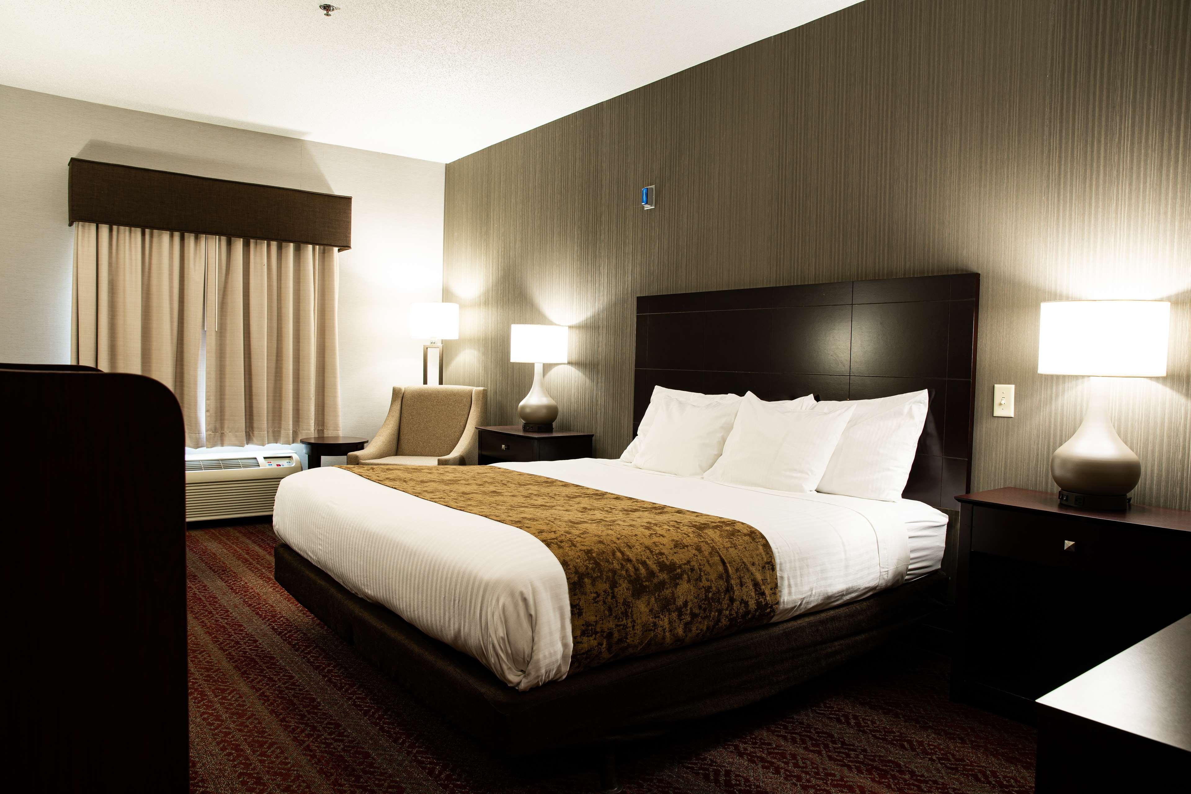 Room King Bed Non Smoking