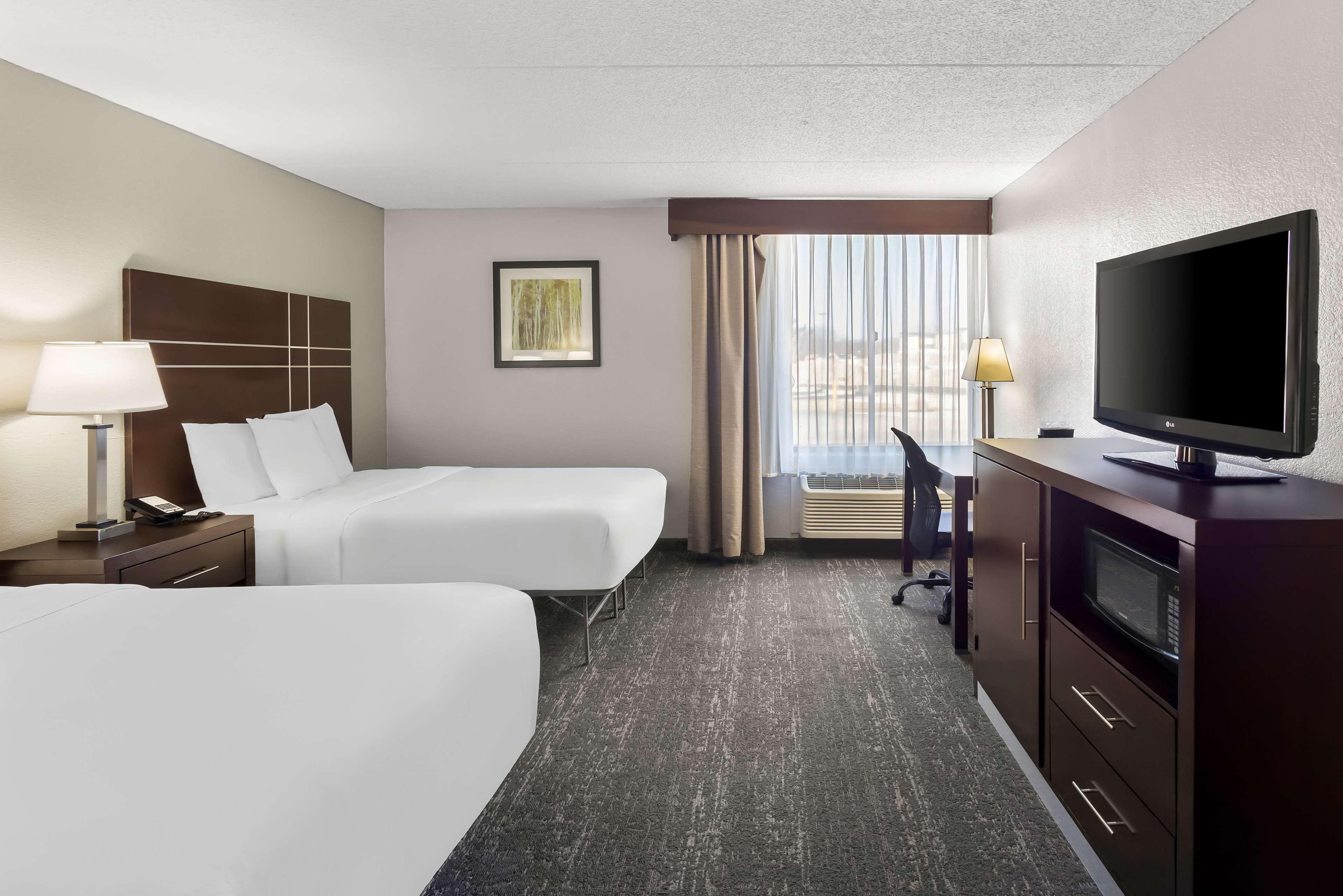 Room Two Double Beds