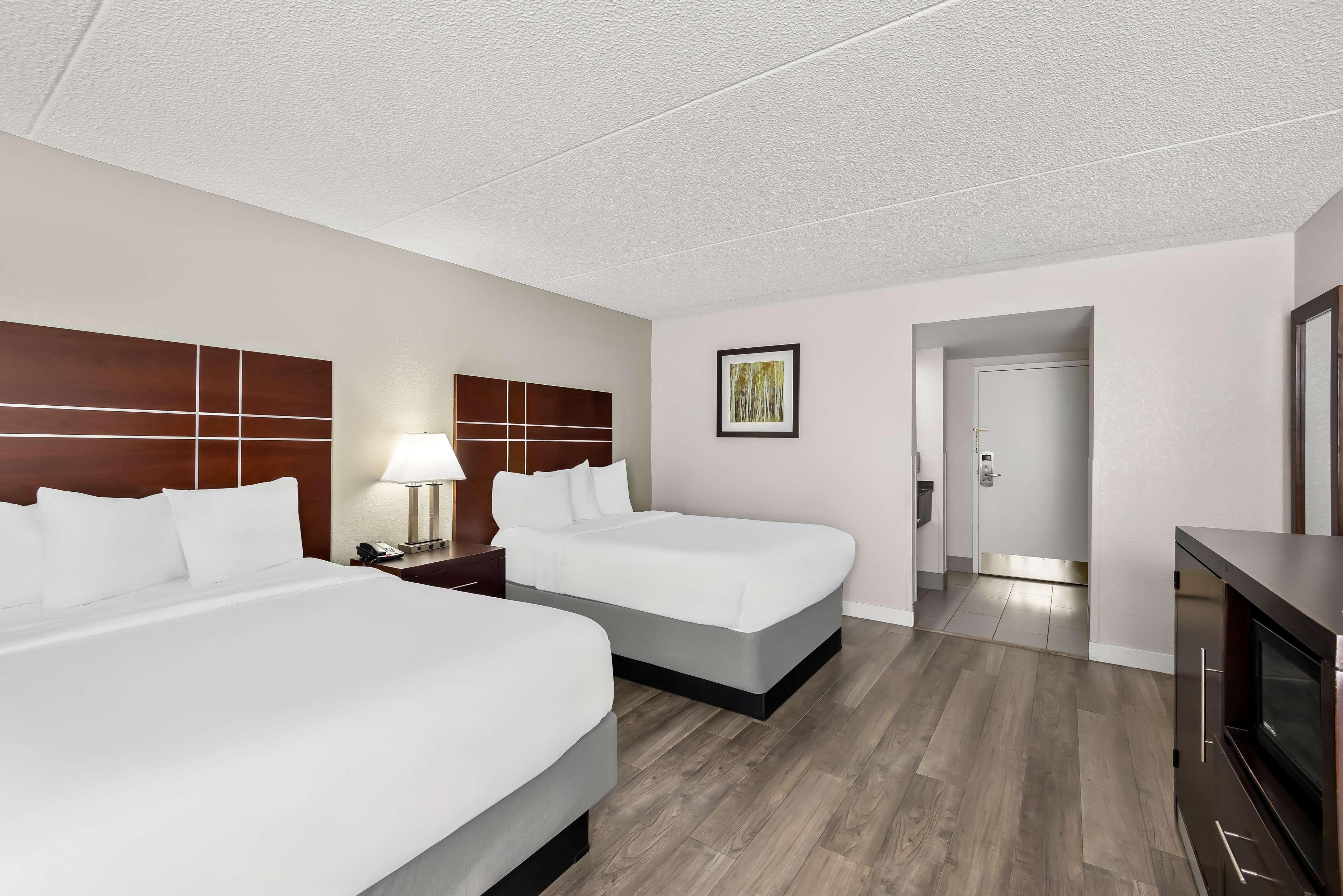 Room Two Double Beds