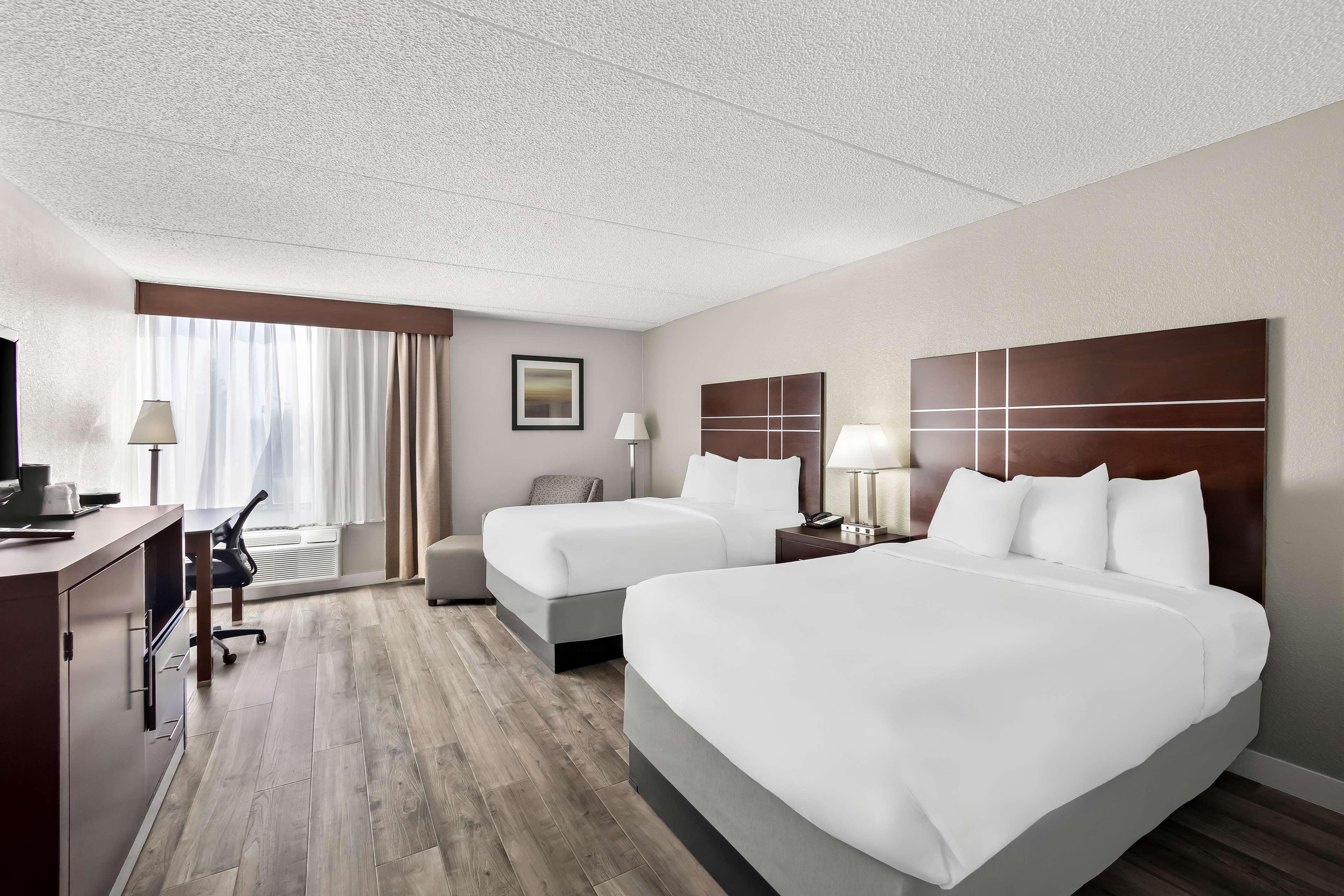 Room Two Double Beds