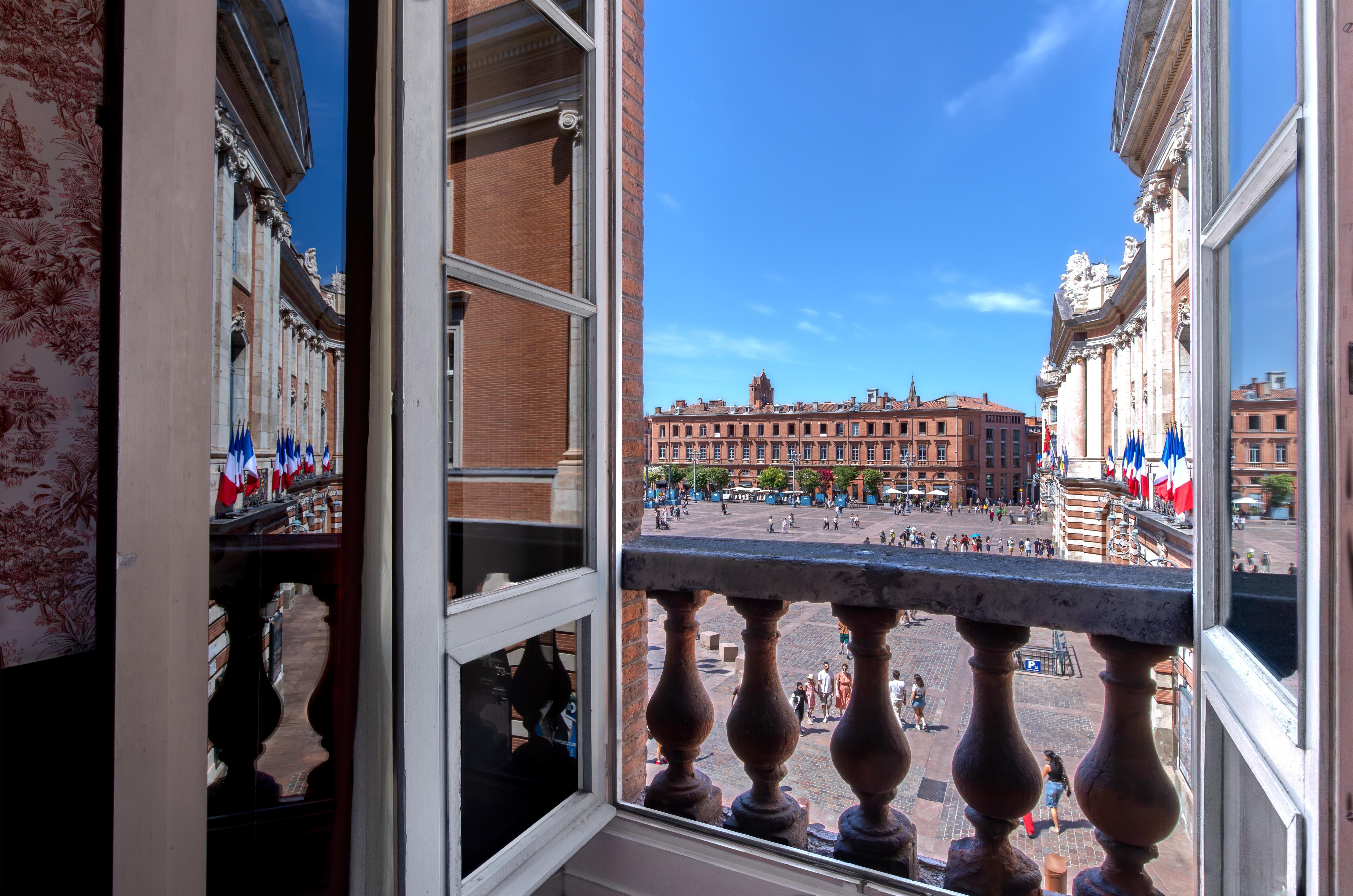 Junior Suite King Size Bed