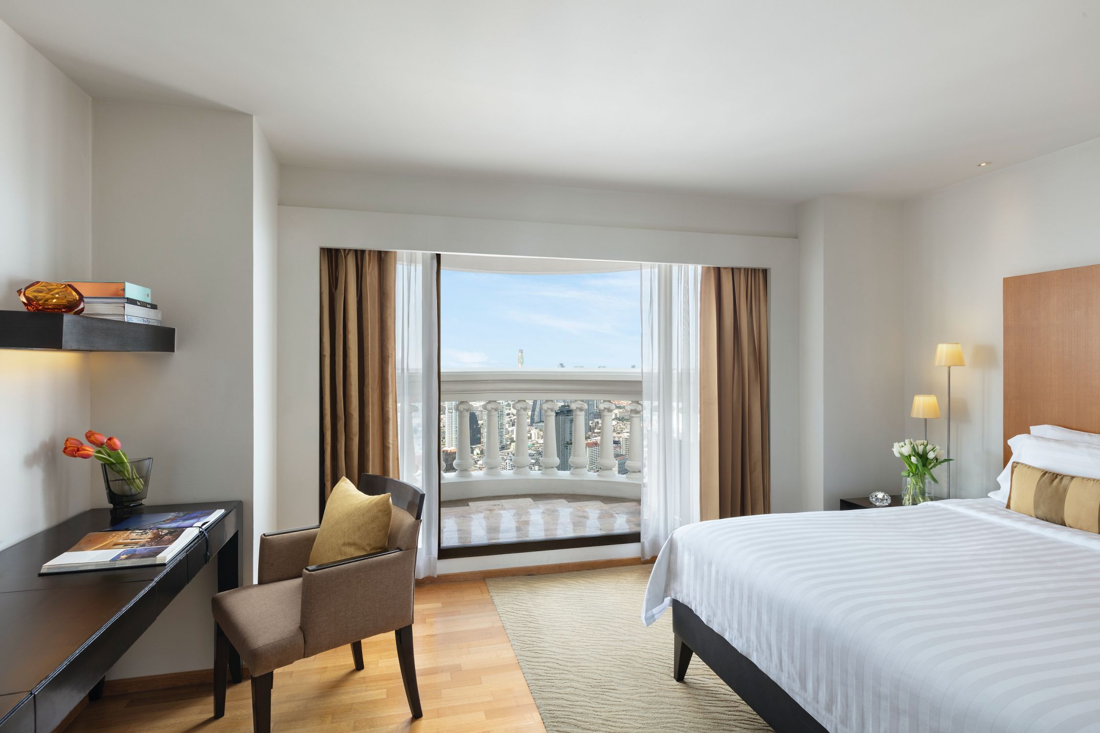 Suite Premium City View