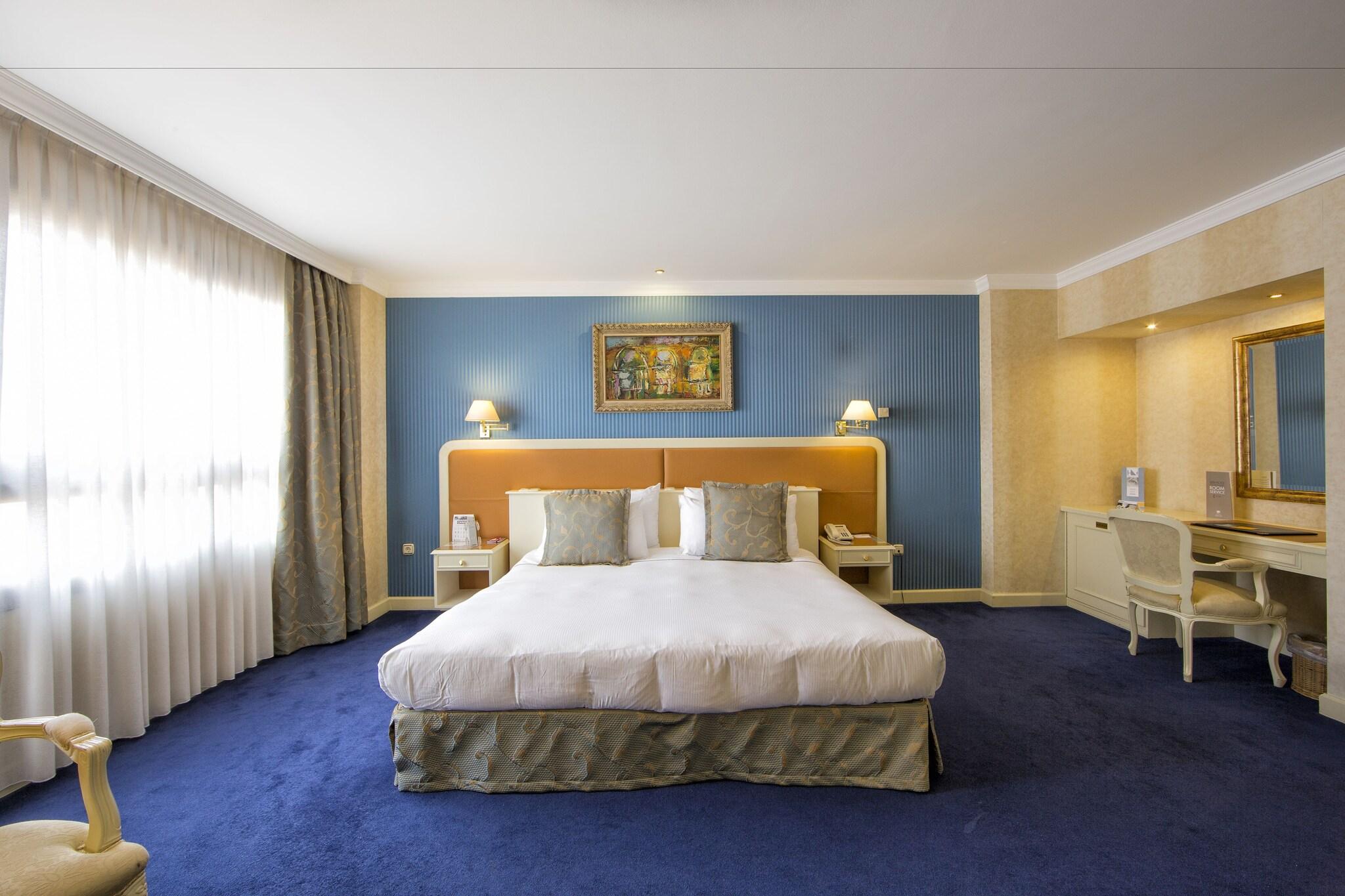 Junior Suite with Double Bed