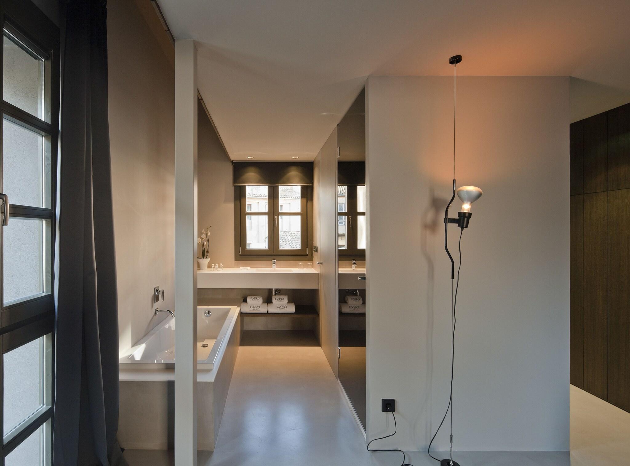 Junior Suite King Size Bed