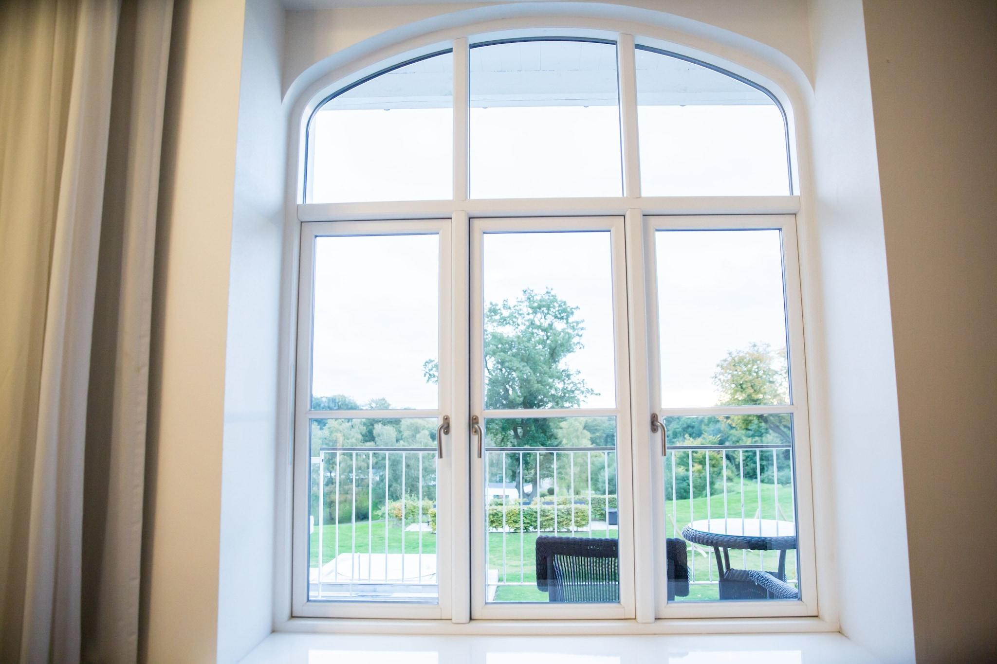 Twin Superior with Views