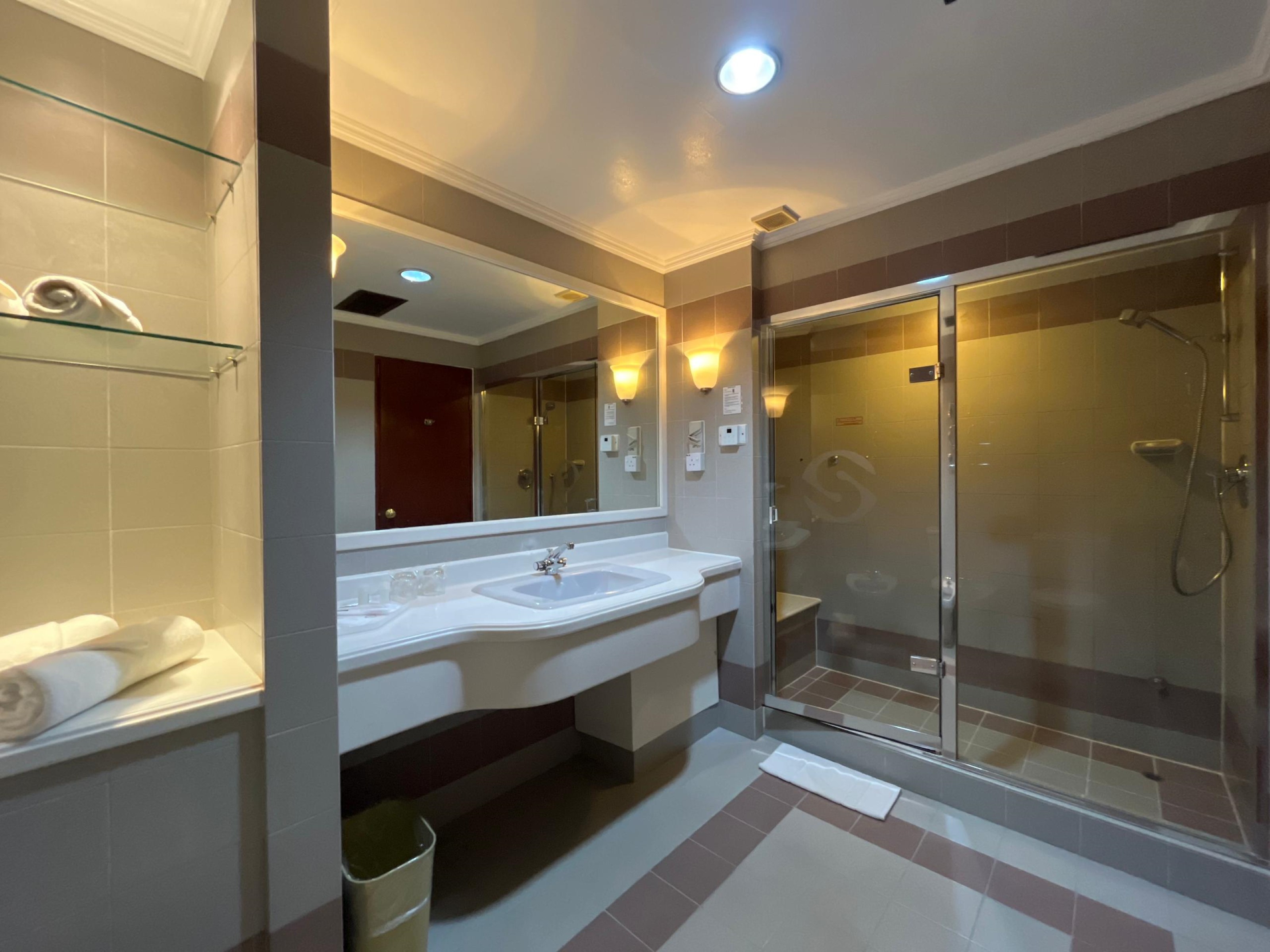 Suite Capacity 4 One Bedroom