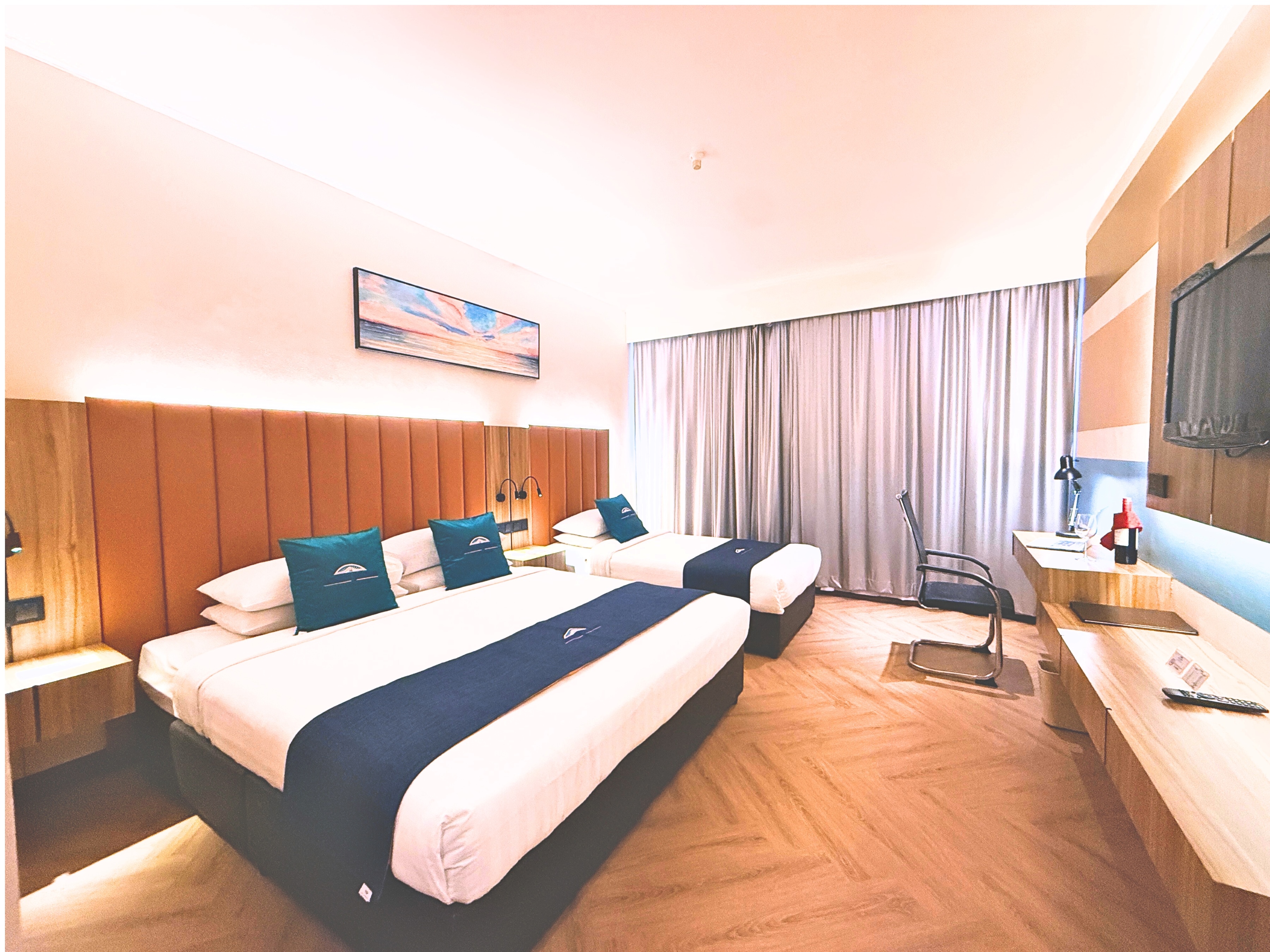 Triple Superior King Bed