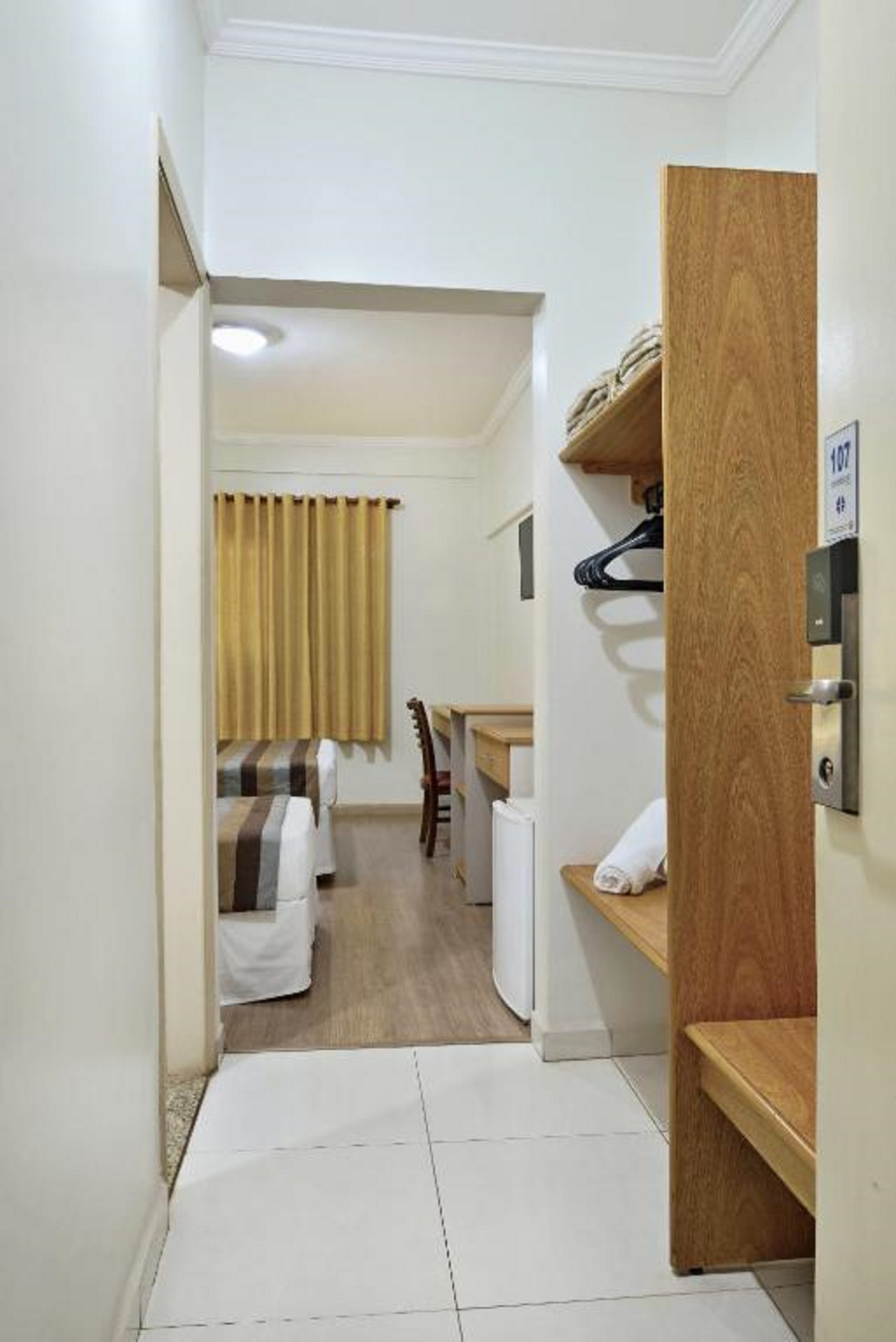 Family Room Executive