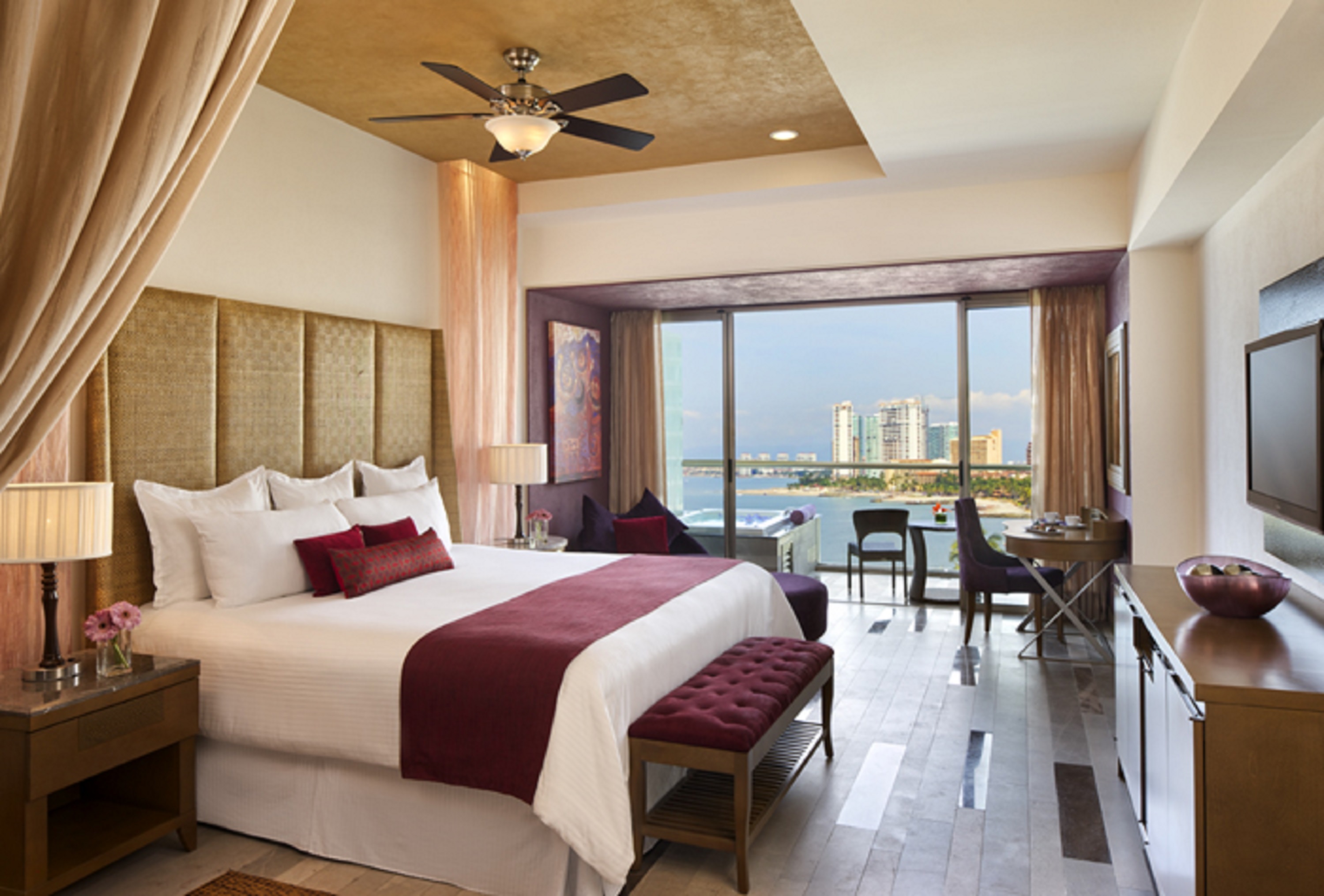 Junior Suite Club Ocean View